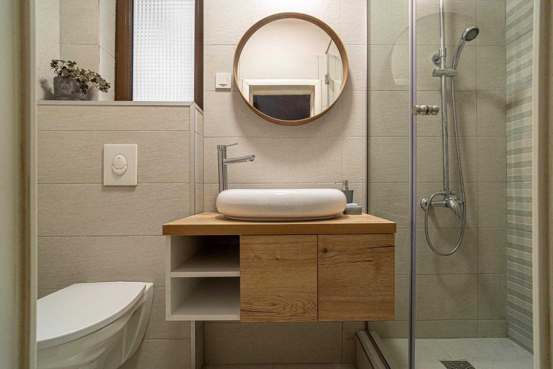 Urban 1BR Loft Residences - Modern Comfort in Bucharest Center
