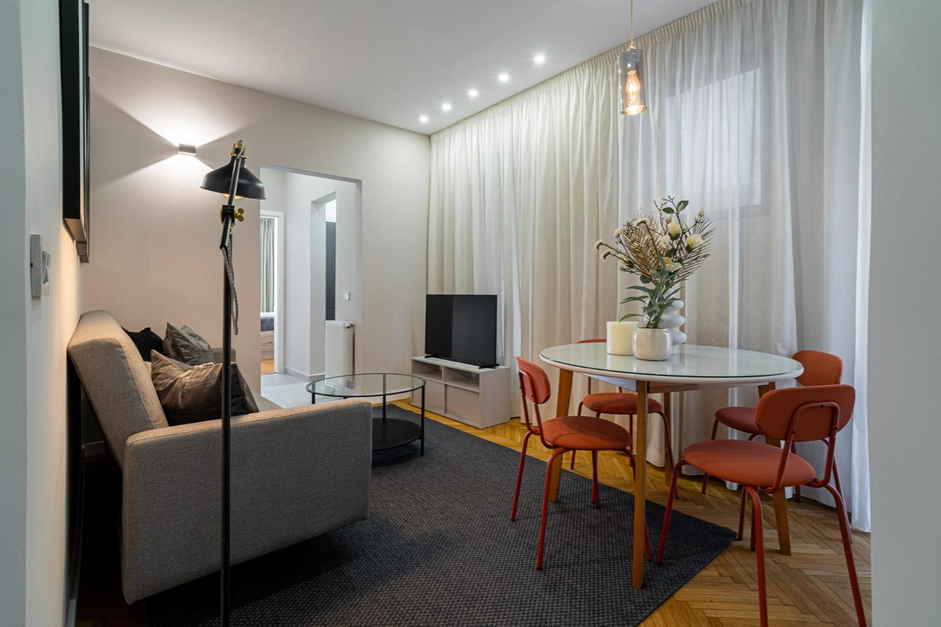 Urban 1BR Loft Residences - Modern Comfort in Bucharest Center