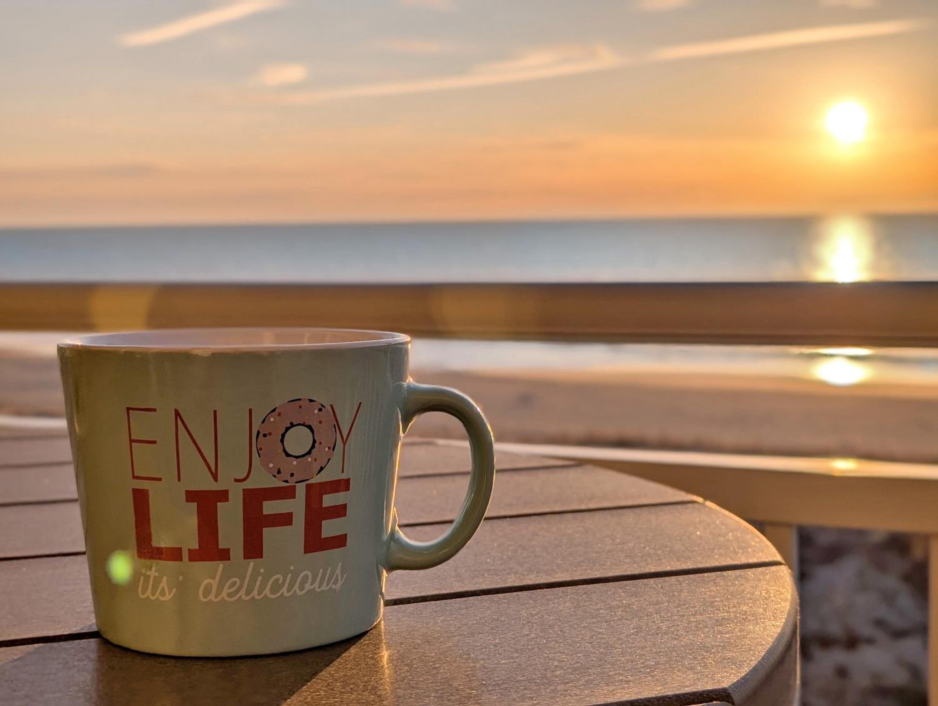 BeachBox III - The One with Unreal Beach Views - Couple's Getaway - Worcester House 401