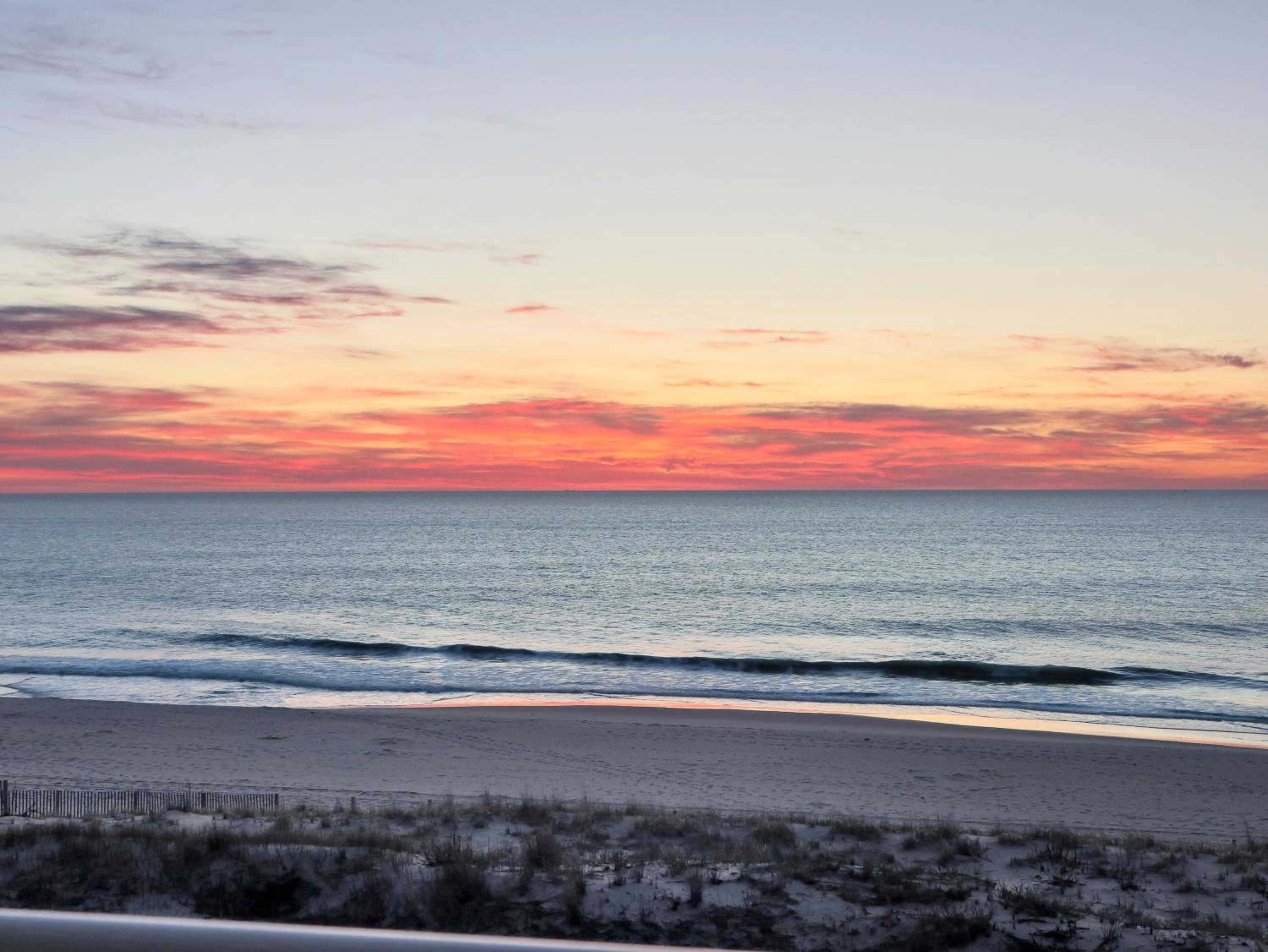 BeachBox III - The One with Unreal Beach Views - Couple's Getaway - Worcester House 401