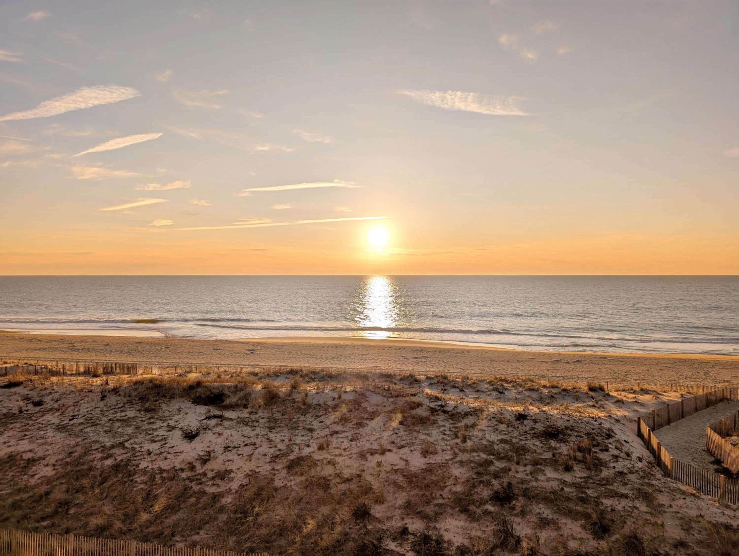 BeachBox III - The One with Unreal Beach Views - Couple's Getaway - Worcester House 401