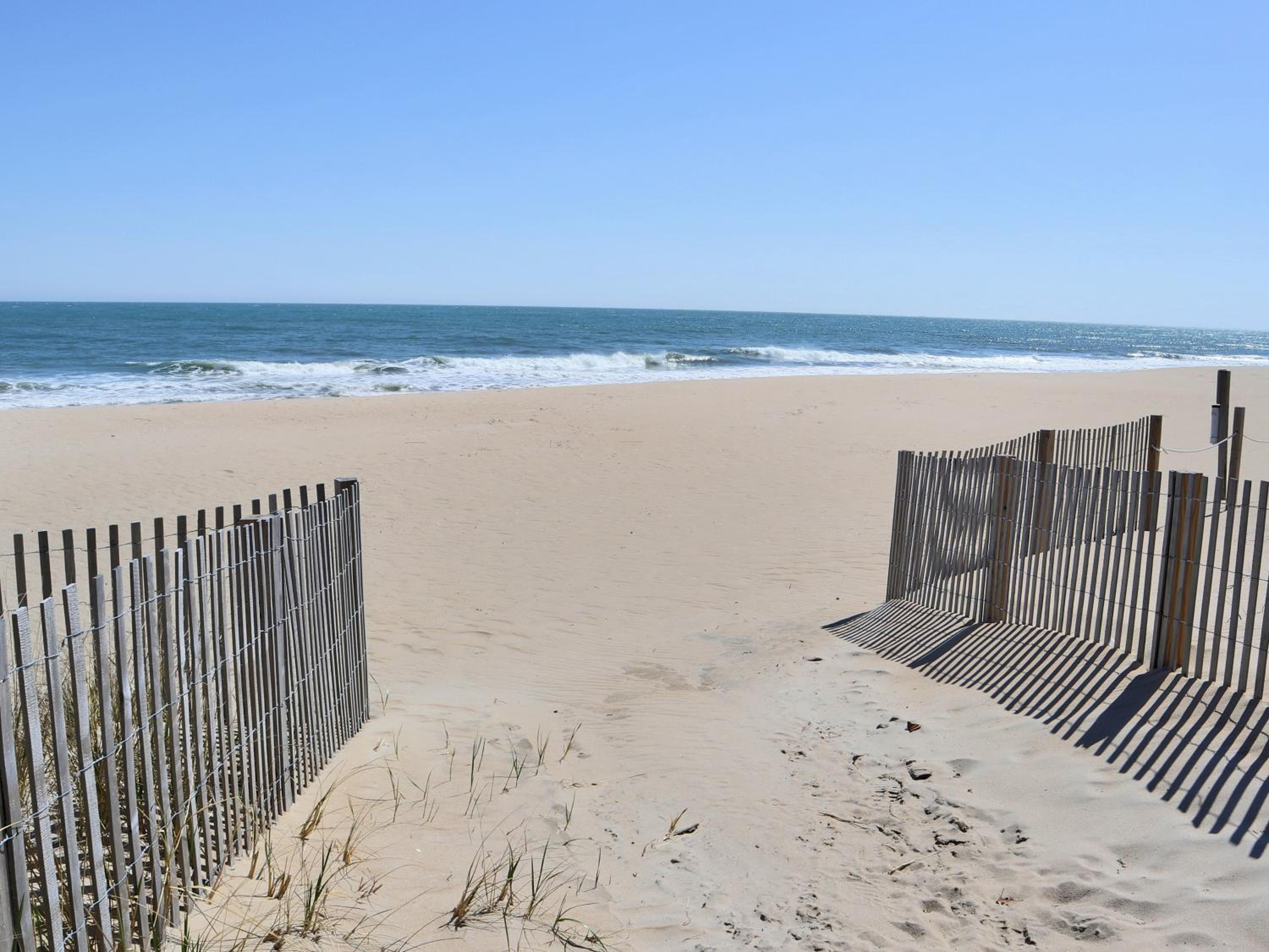 BeachBox III - The One with Unreal Beach Views - Couple's Getaway - Worcester House 401