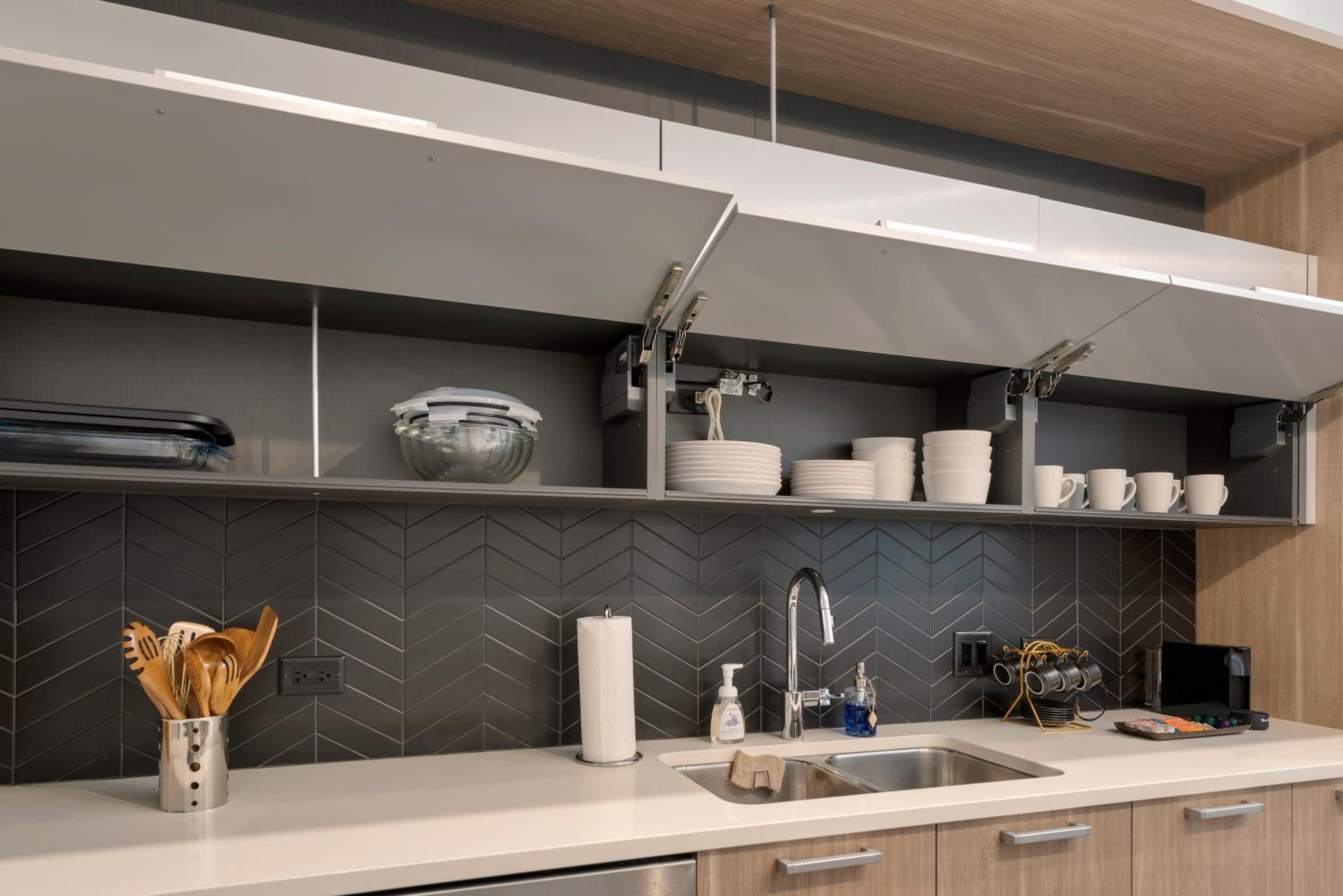 Experience Downtown Chicago at Millennium - Luxury Apartments in The Loop