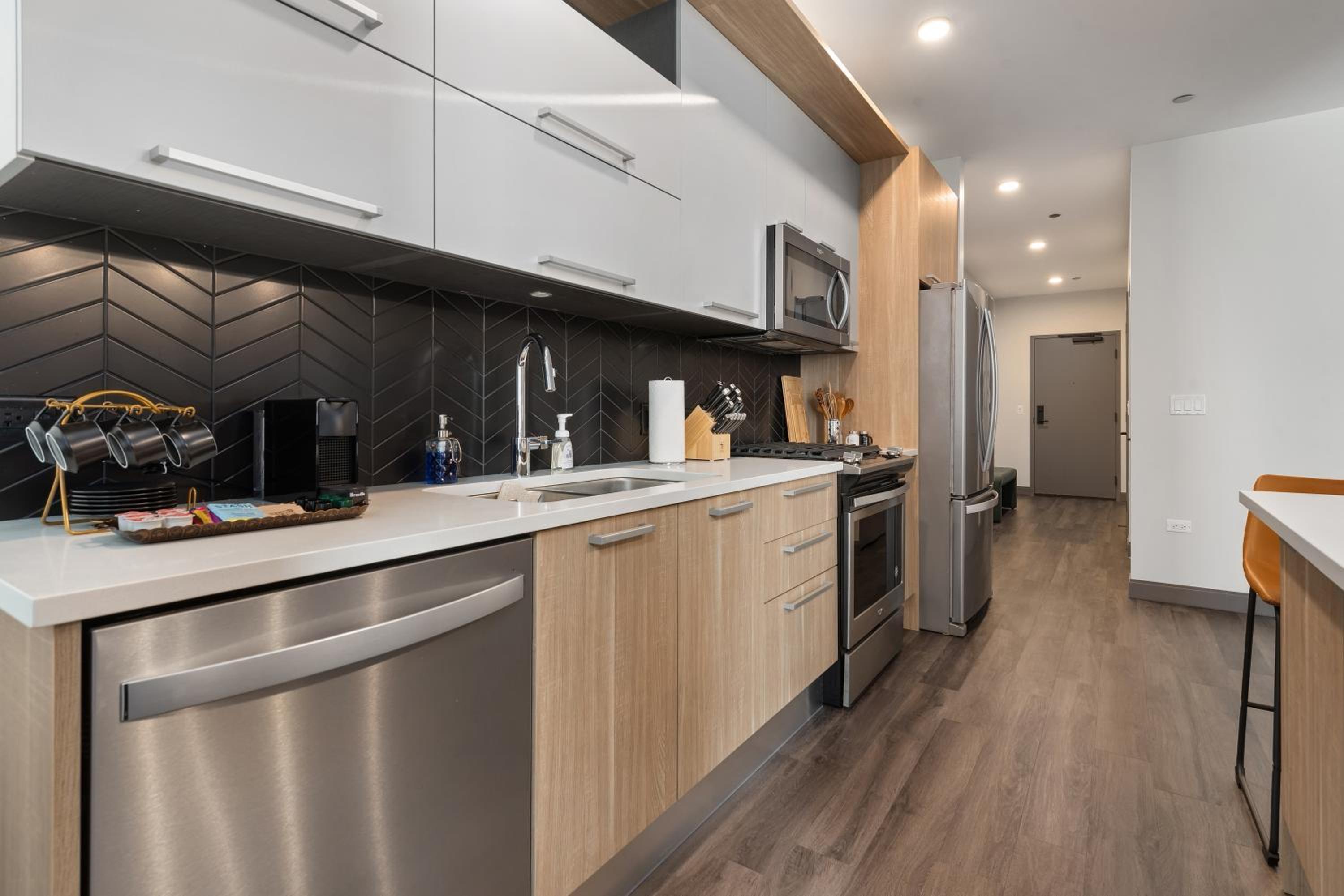 Experience Downtown Chicago at Millennium - Luxury Apartments in The Loop