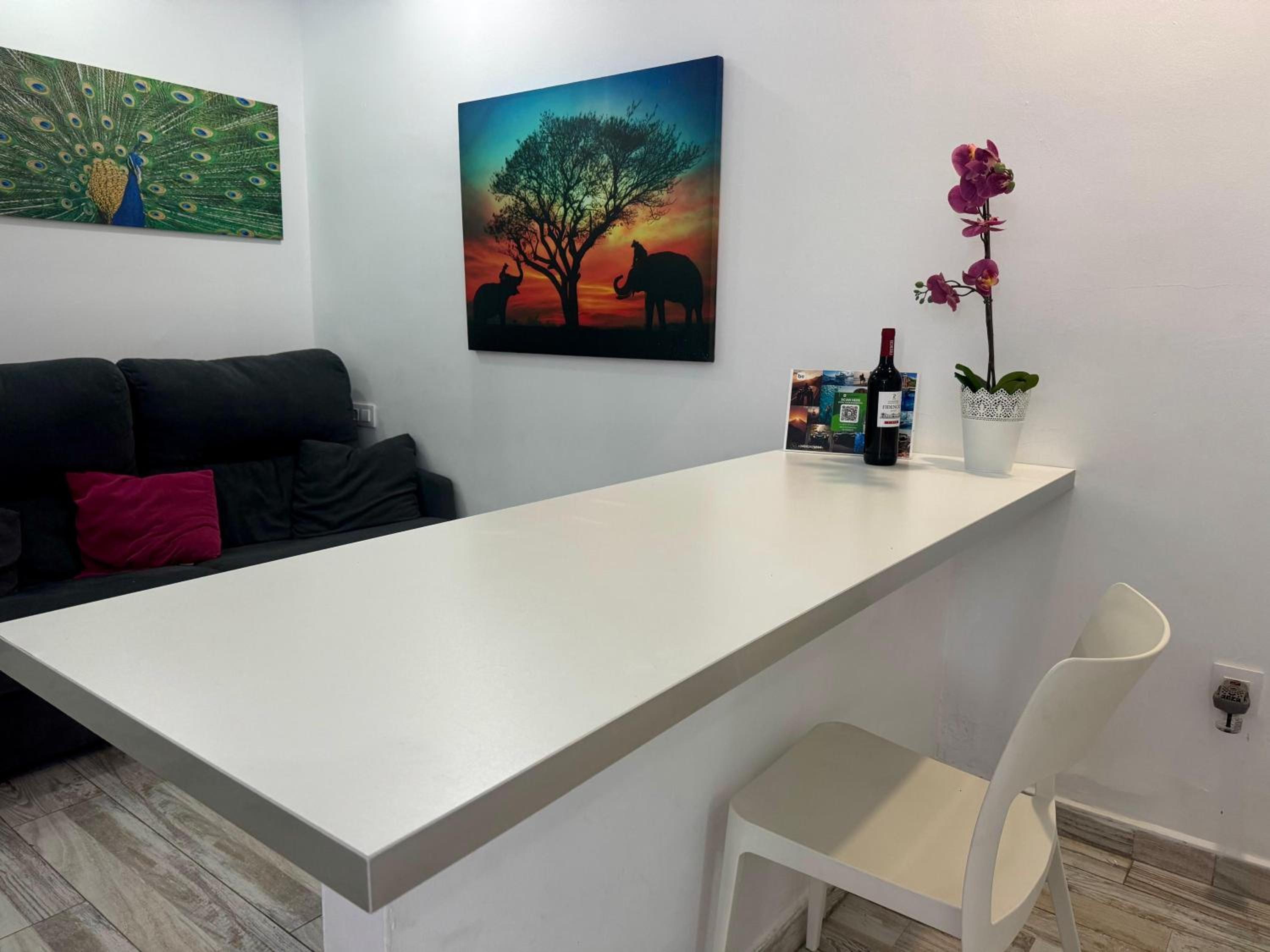 San Eugenio Stunning Apartments with Pool Tenerife