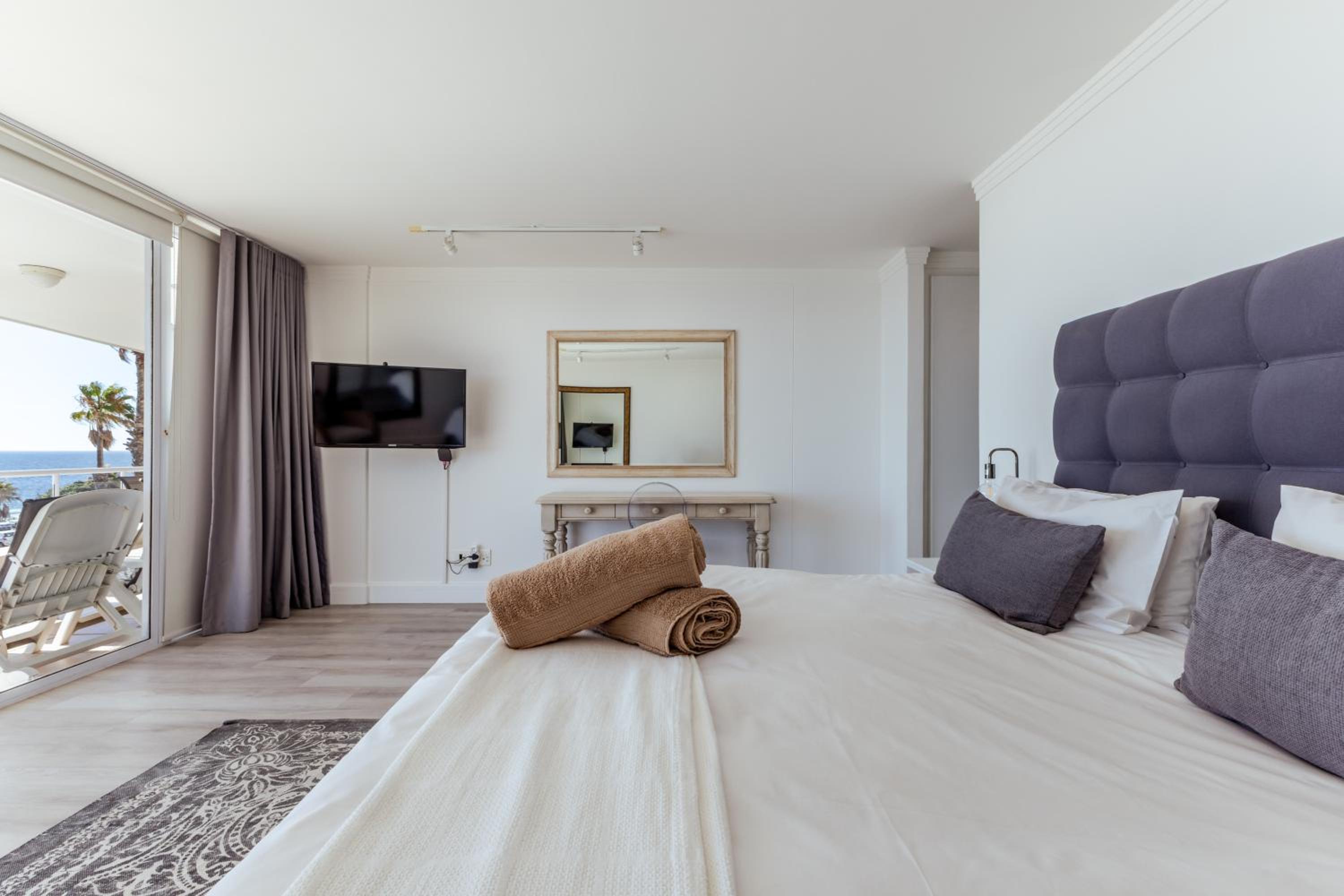 Bantry Place Beach Apartment