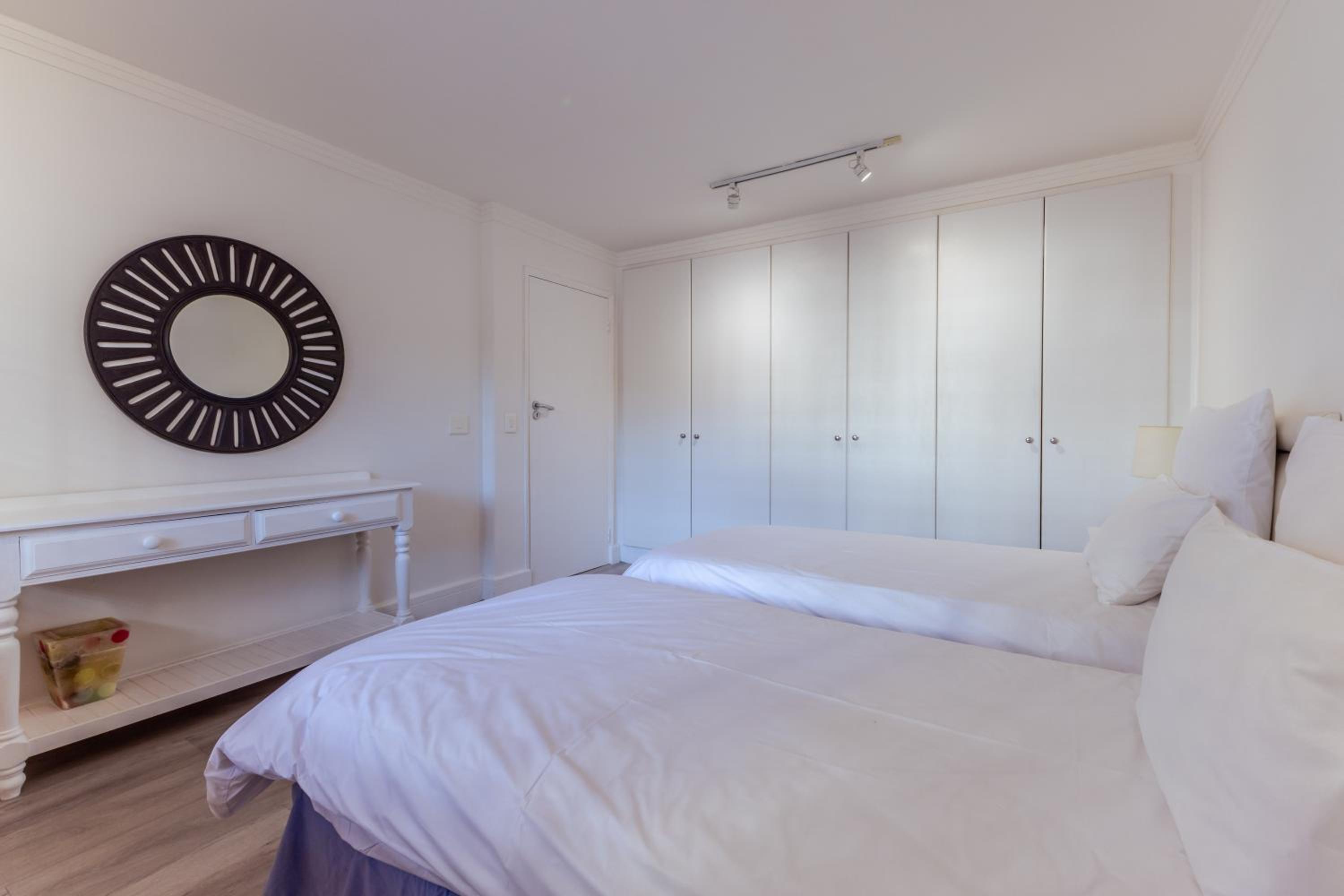 Bantry Place Beach Apartment