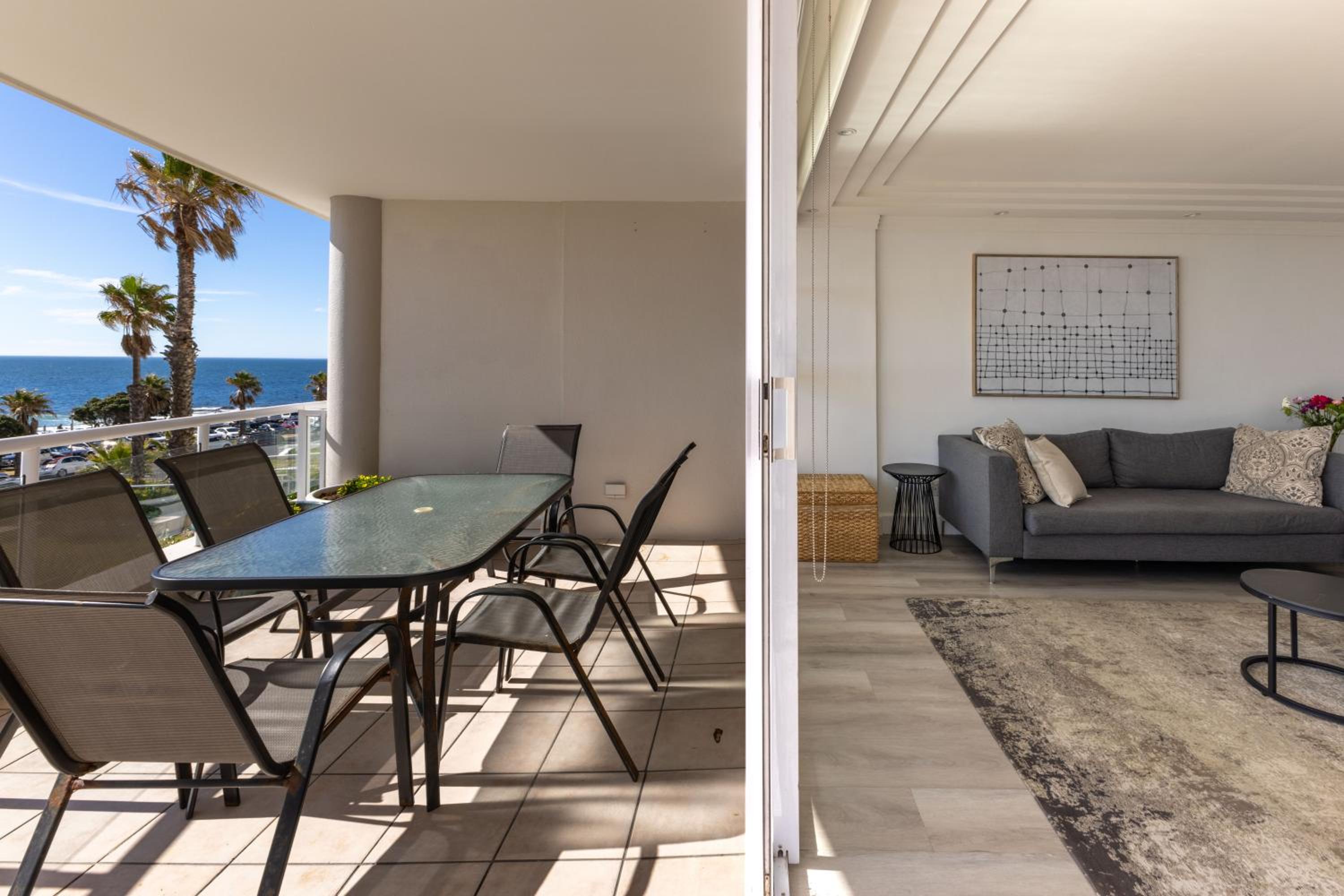 Bantry Place Beach Apartment