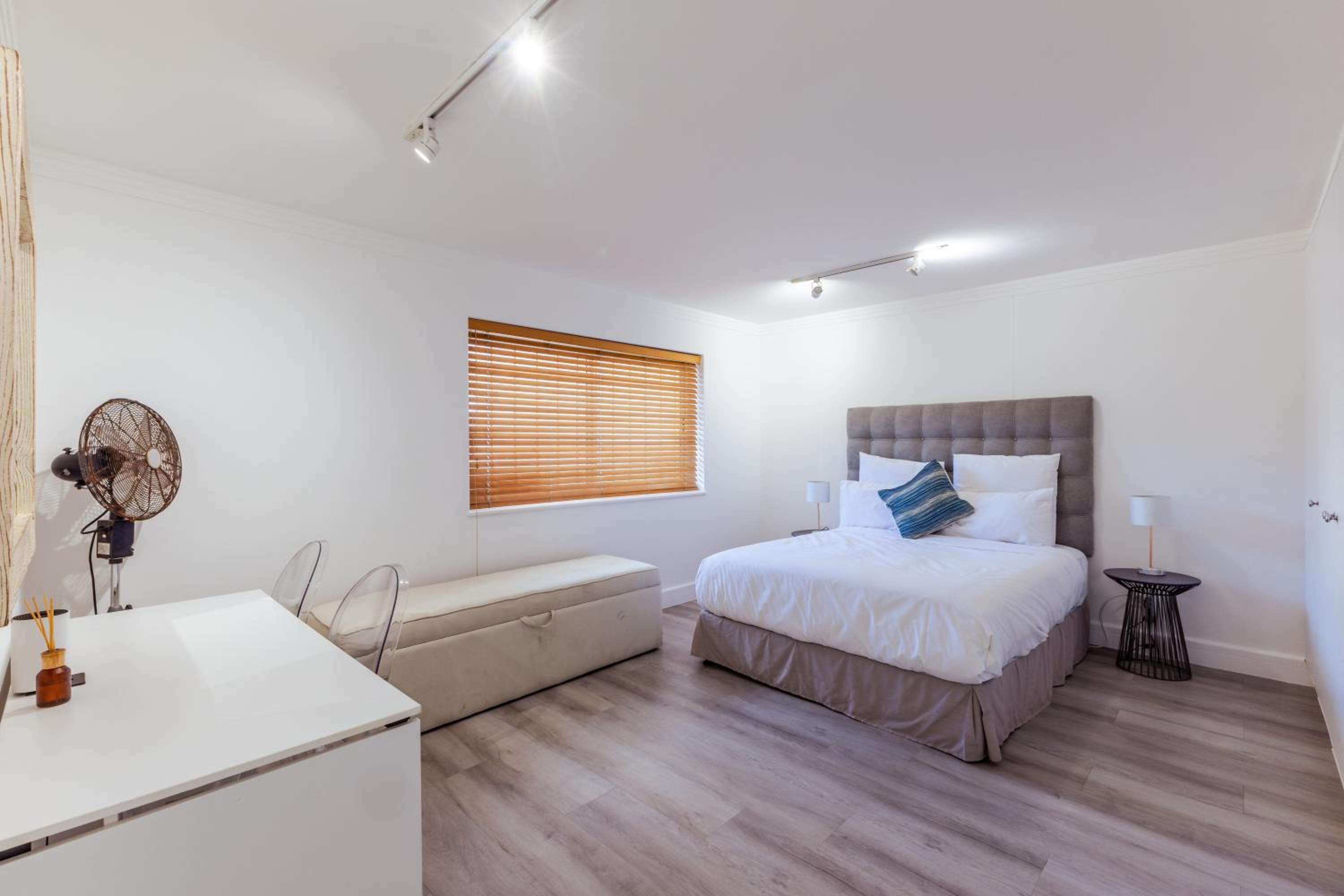 Bantry Place Beach Apartment