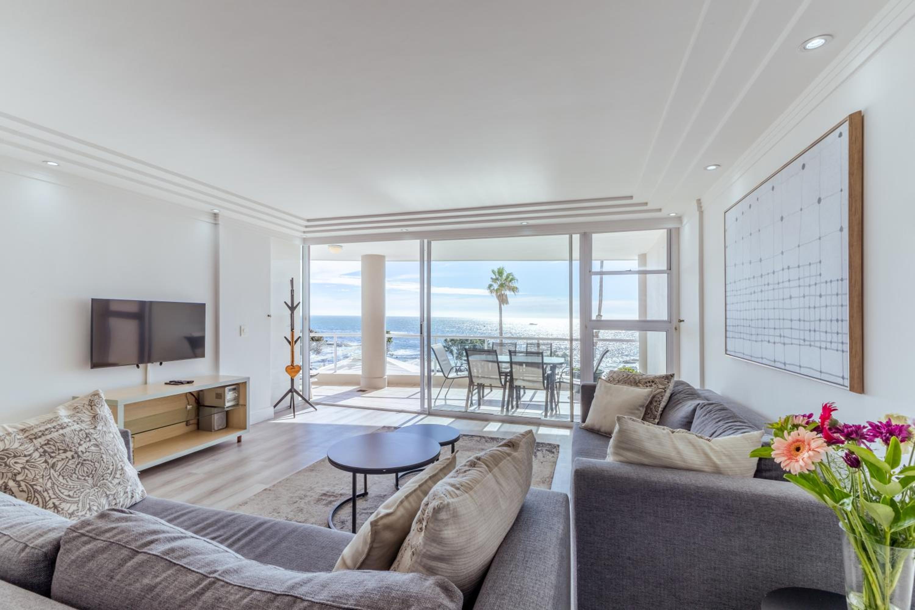 Bantry Place Beach Apartment