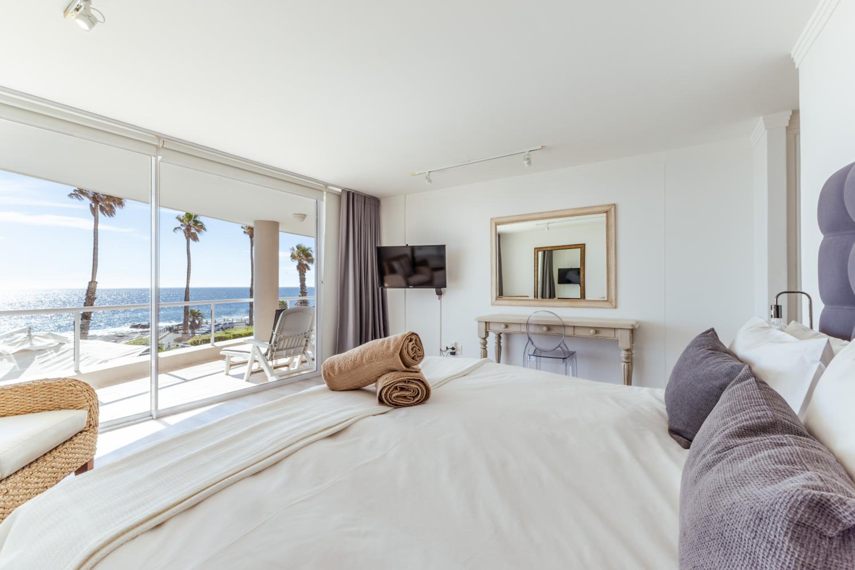 Bantry Place Beach Apartment