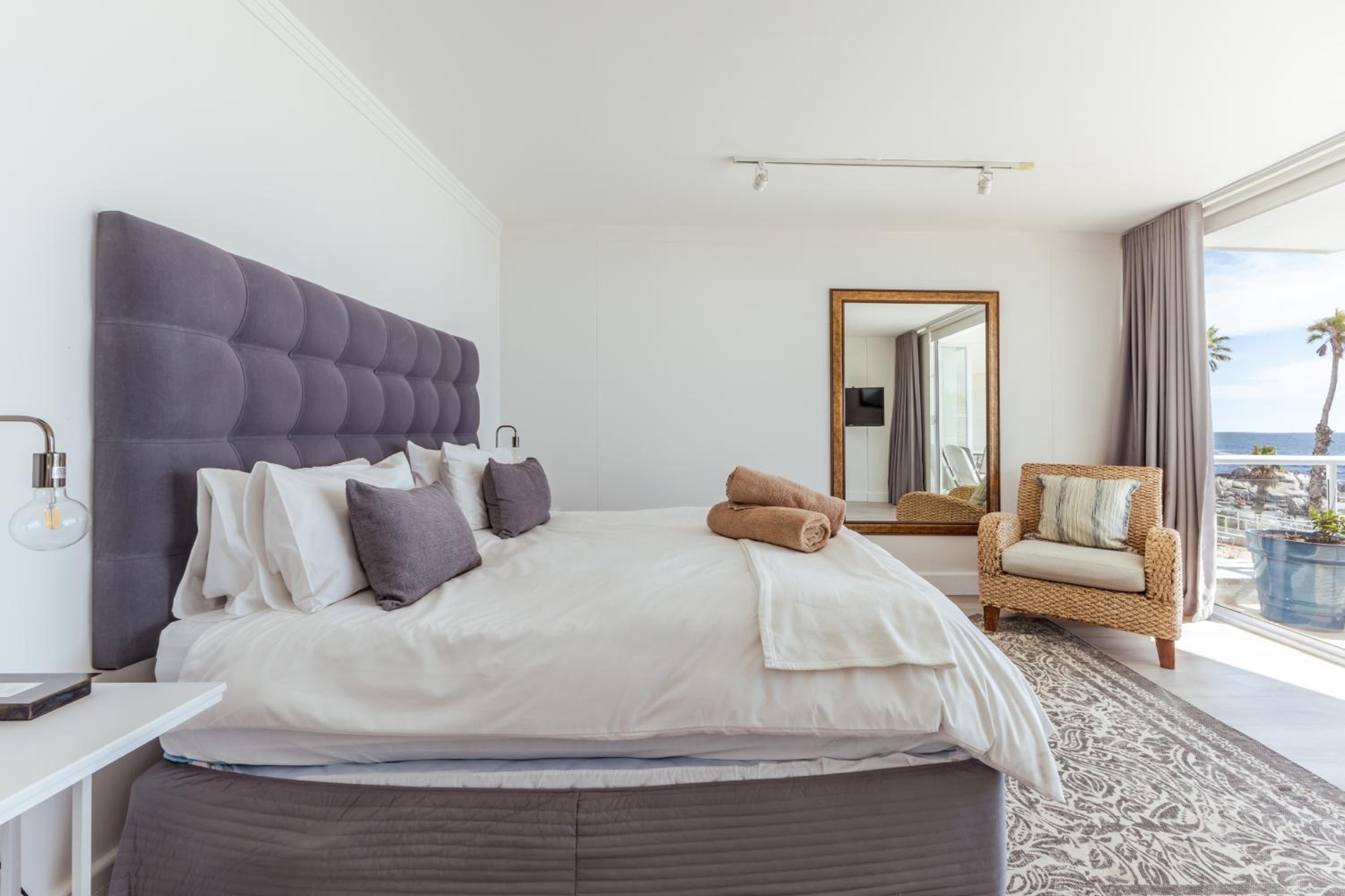 Bantry Place Beach Apartment
