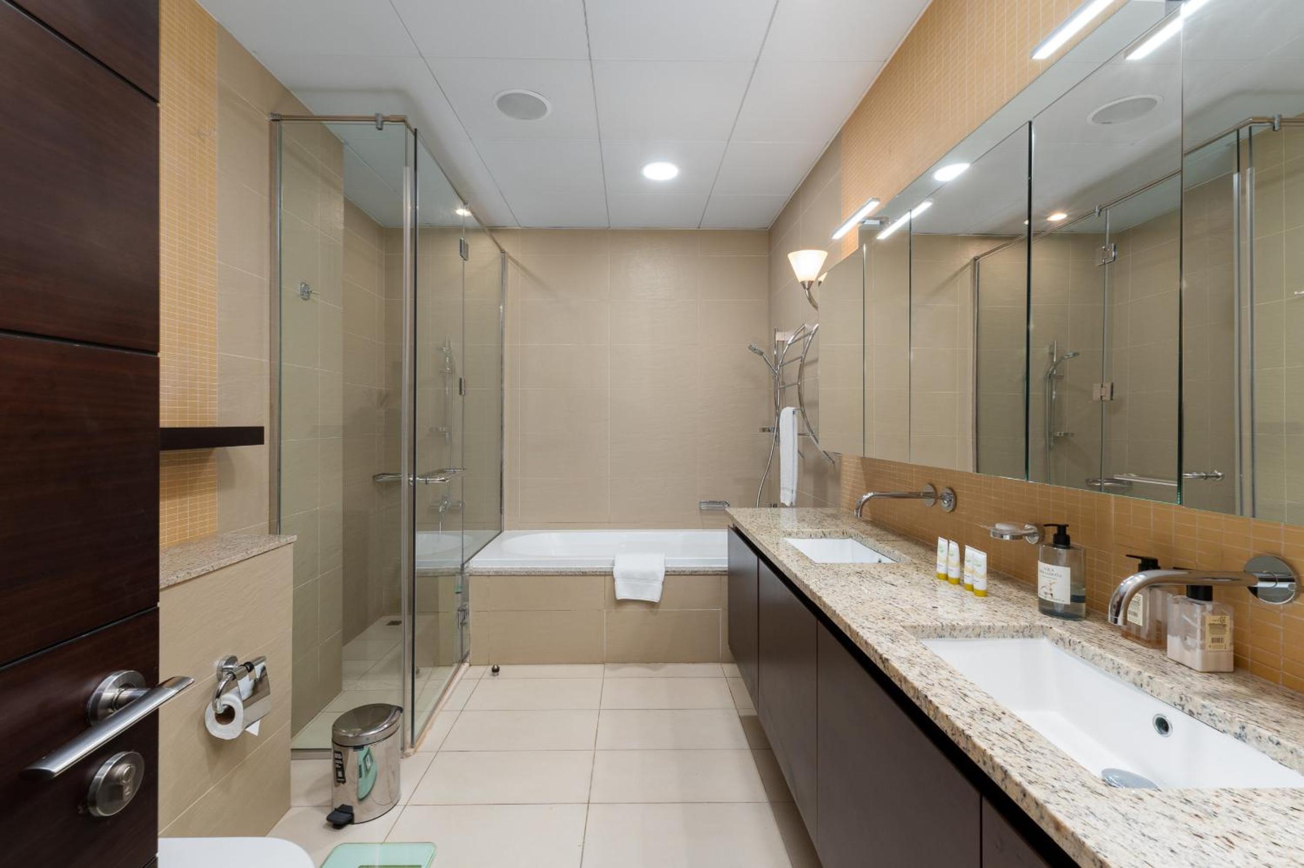 Tiara Residences, Palm Jumeirah Dubai - Mint Stay