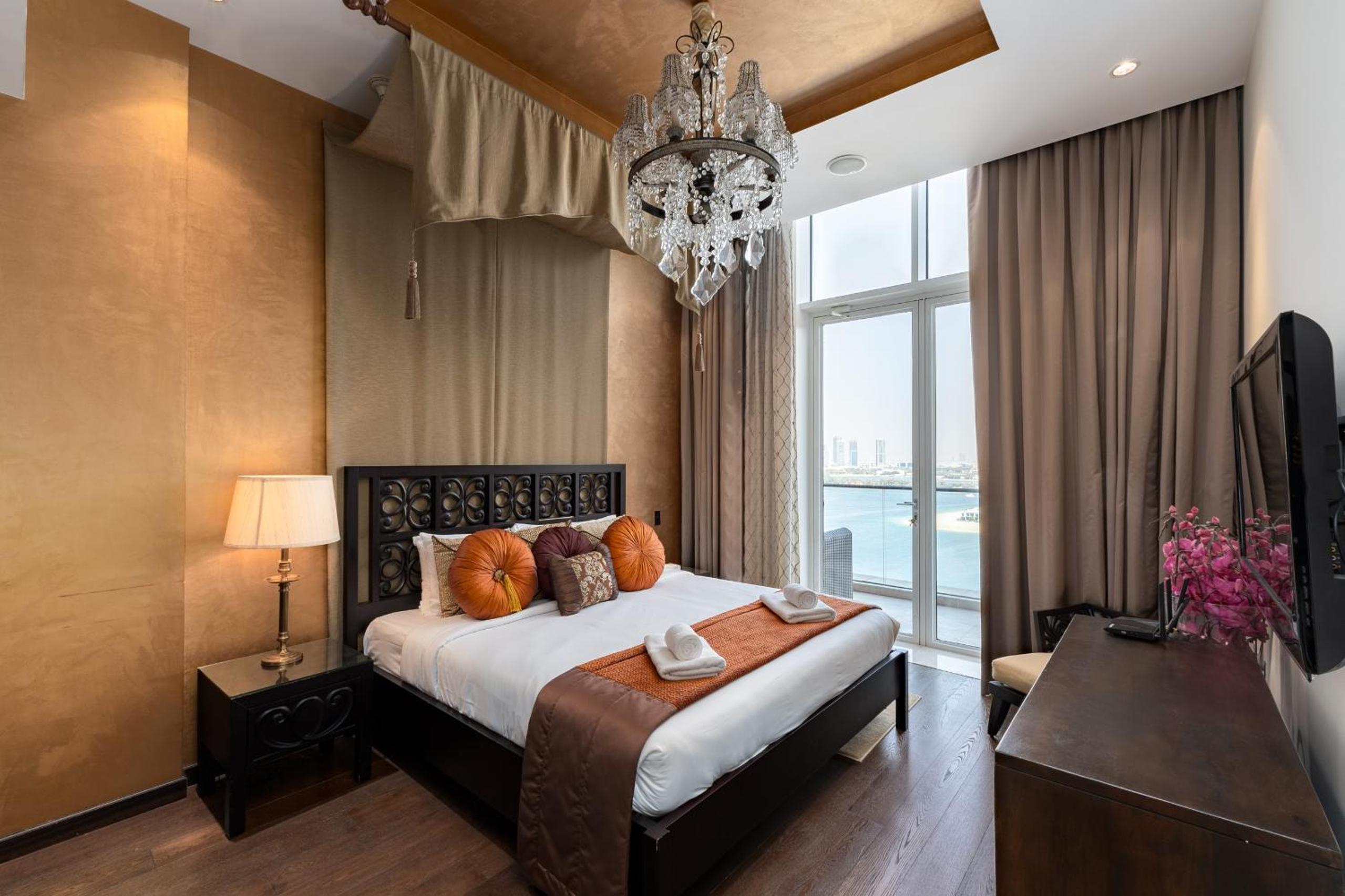 Tiara Residences, Palm Jumeirah Dubai - Mint Stay