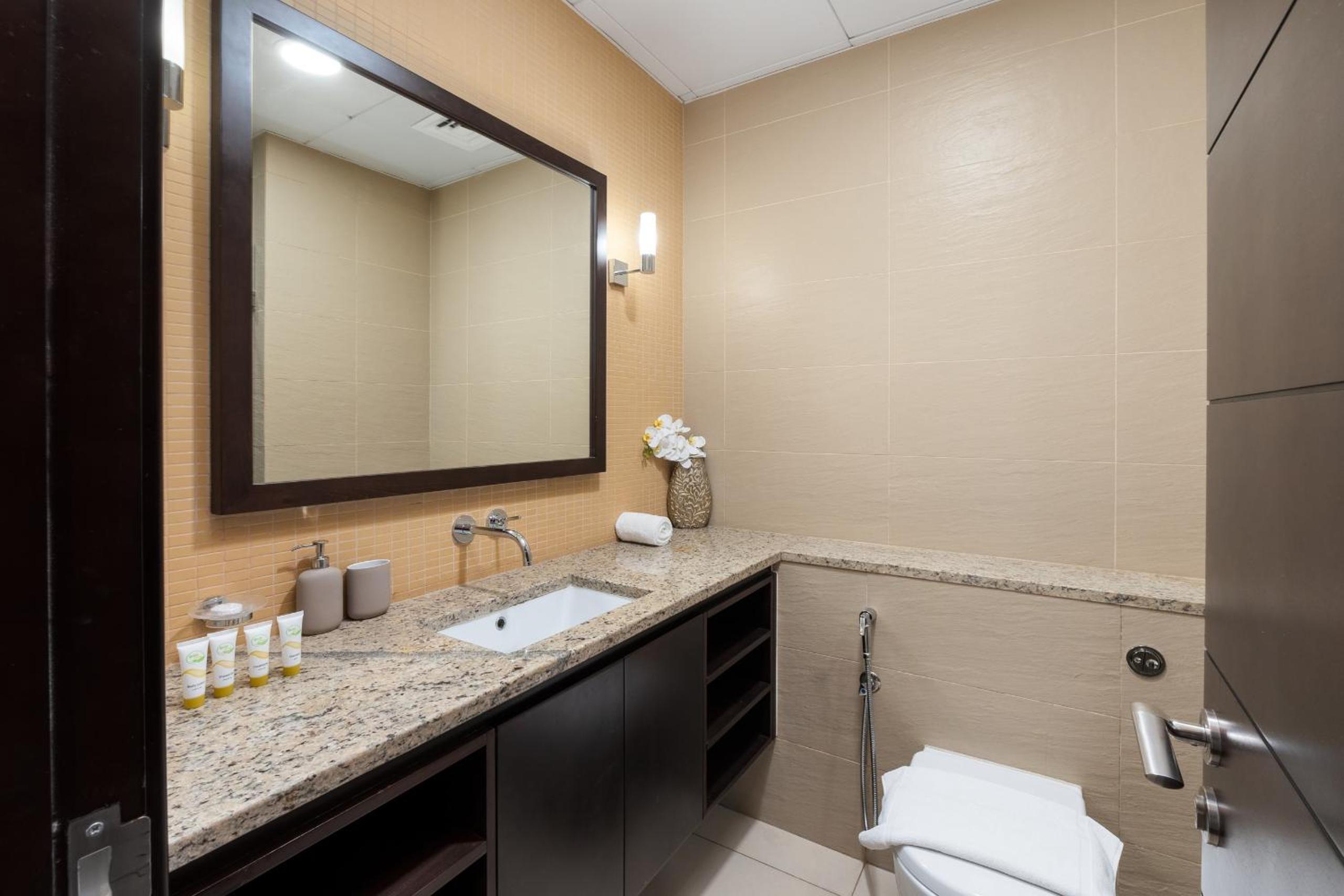 Tiara Residences, Palm Jumeirah Dubai - Mint Stay