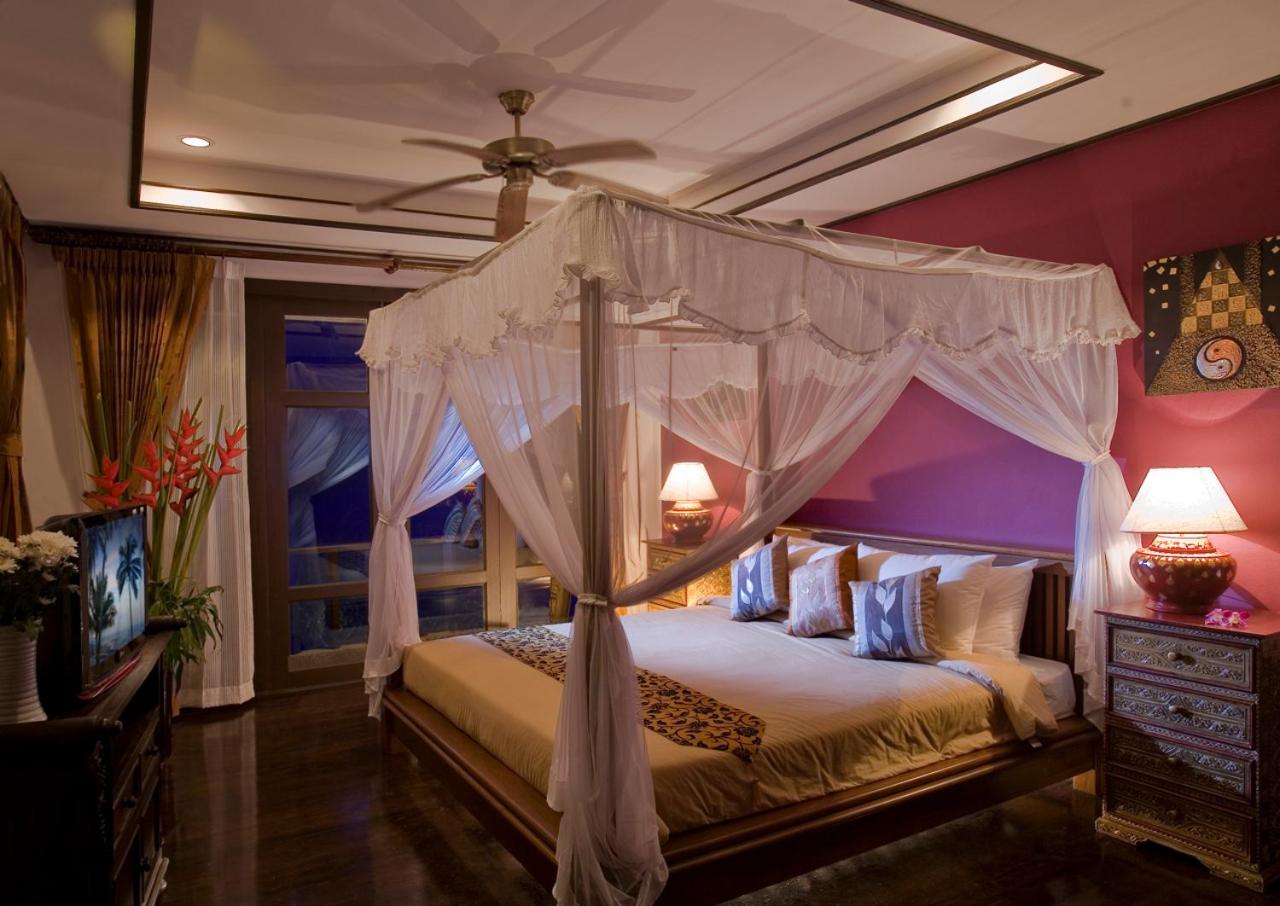 Paradise Island Estate