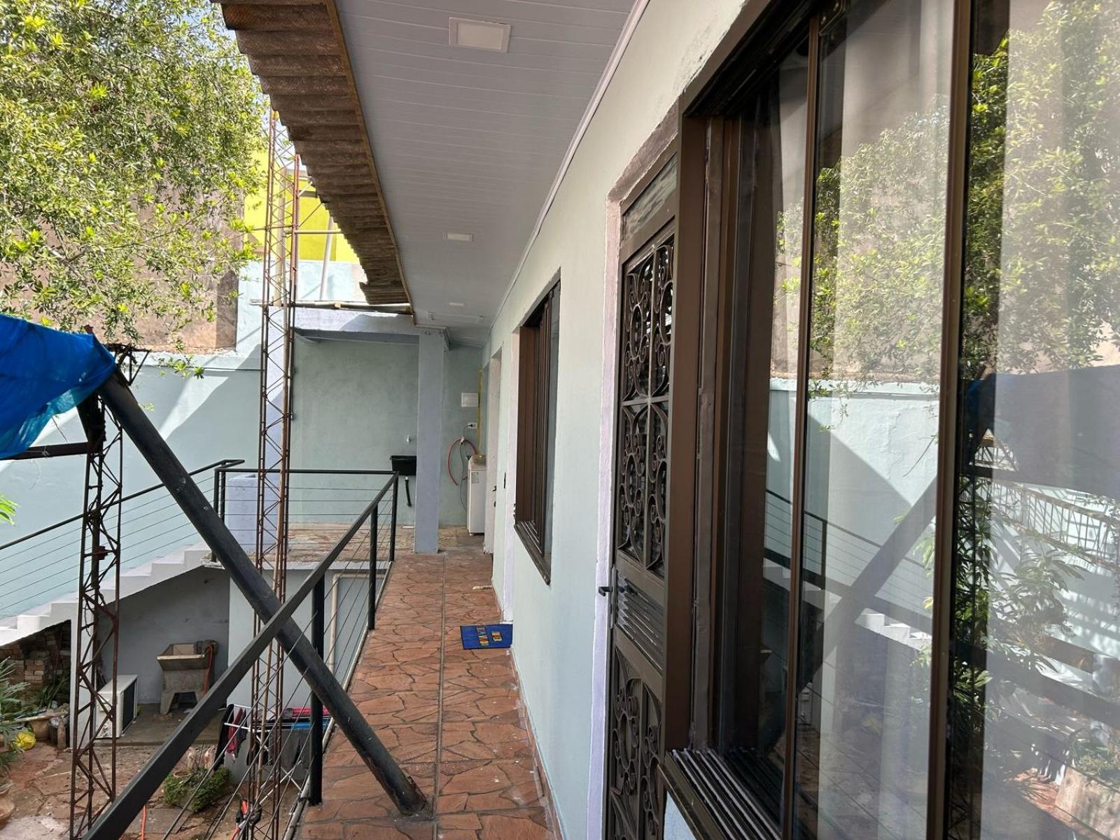 Apartamento na Av das Cataratas de 02 quartos