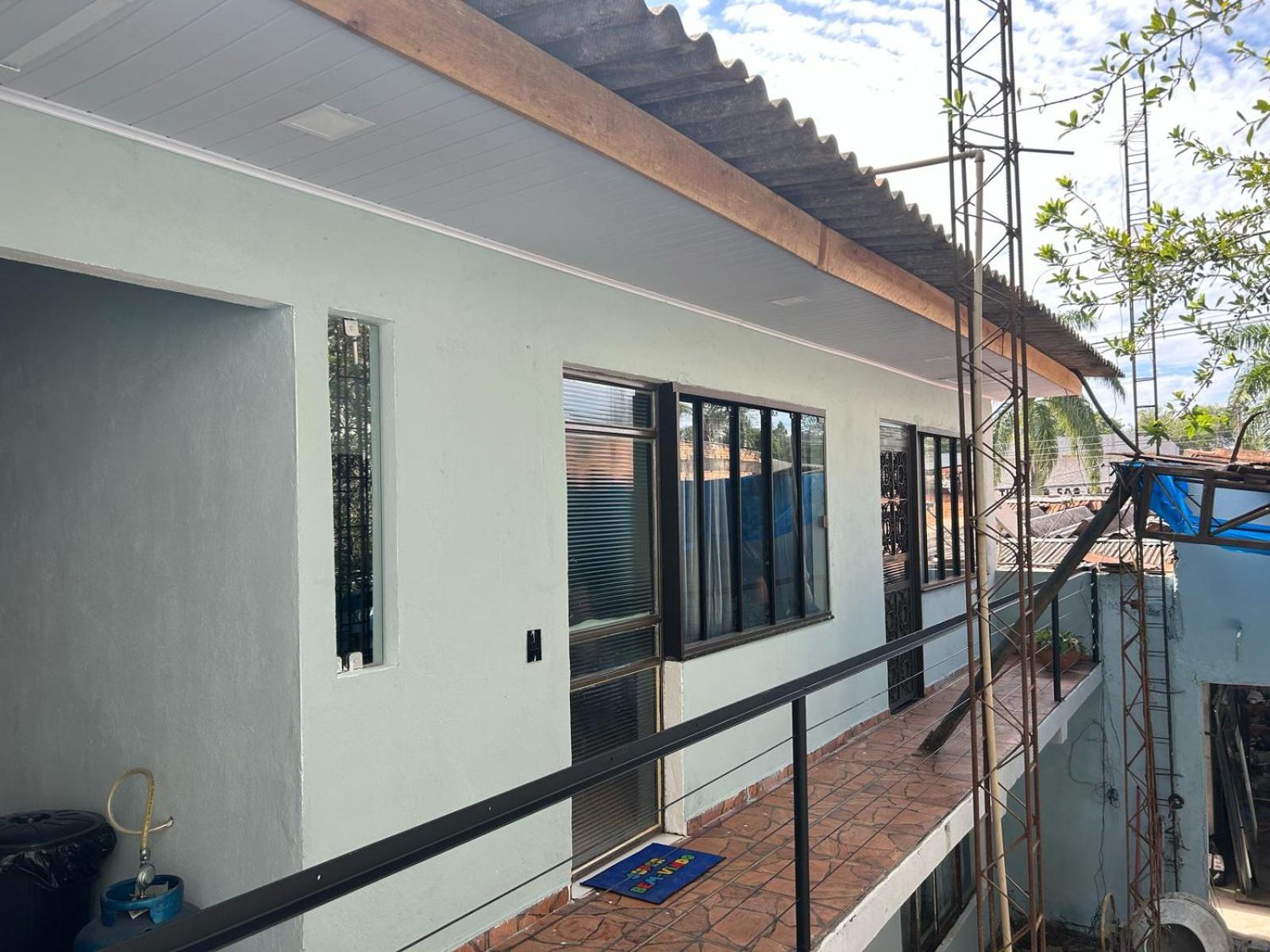 Apartamento na Av das Cataratas de 02 quartos