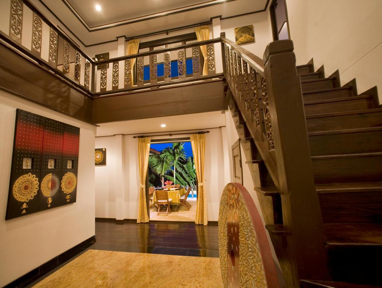 Paradise Island Estate