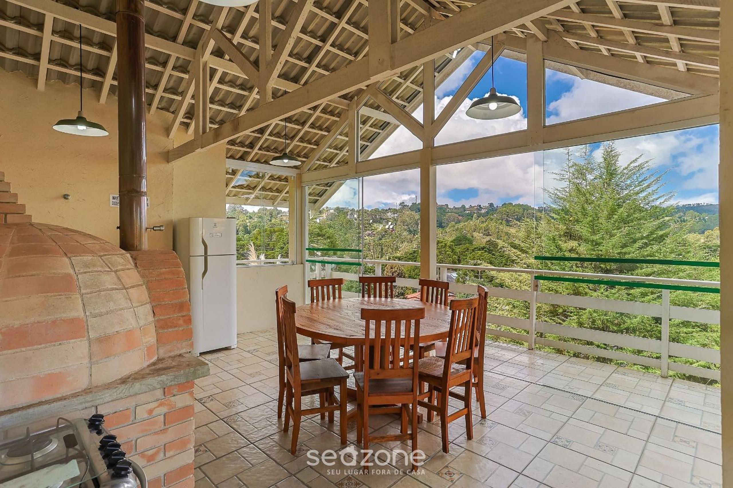 Apart w Beautiful View in Campos do Jordão LVR0003