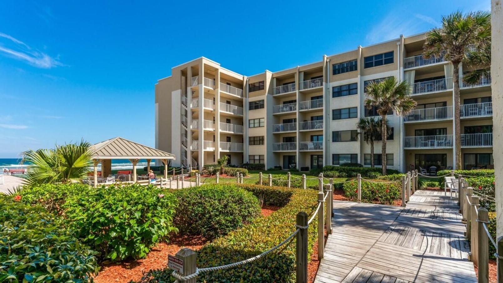 Oceanfront 2BR2BA Condo at Castle Reef, NSB FL