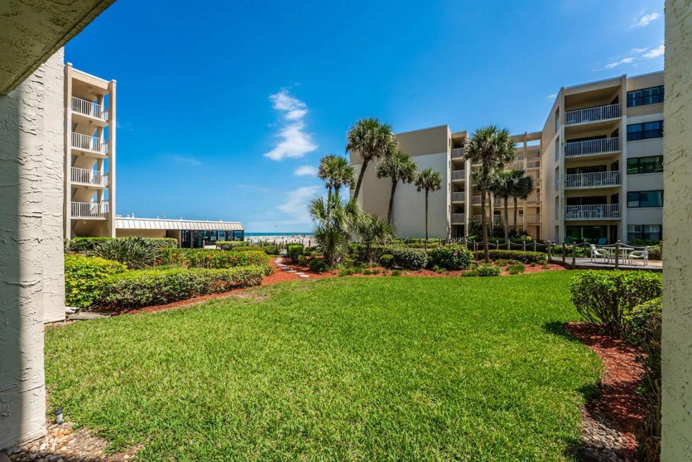 Oceanfront 2BR2BA Condo at Castle Reef, NSB FL