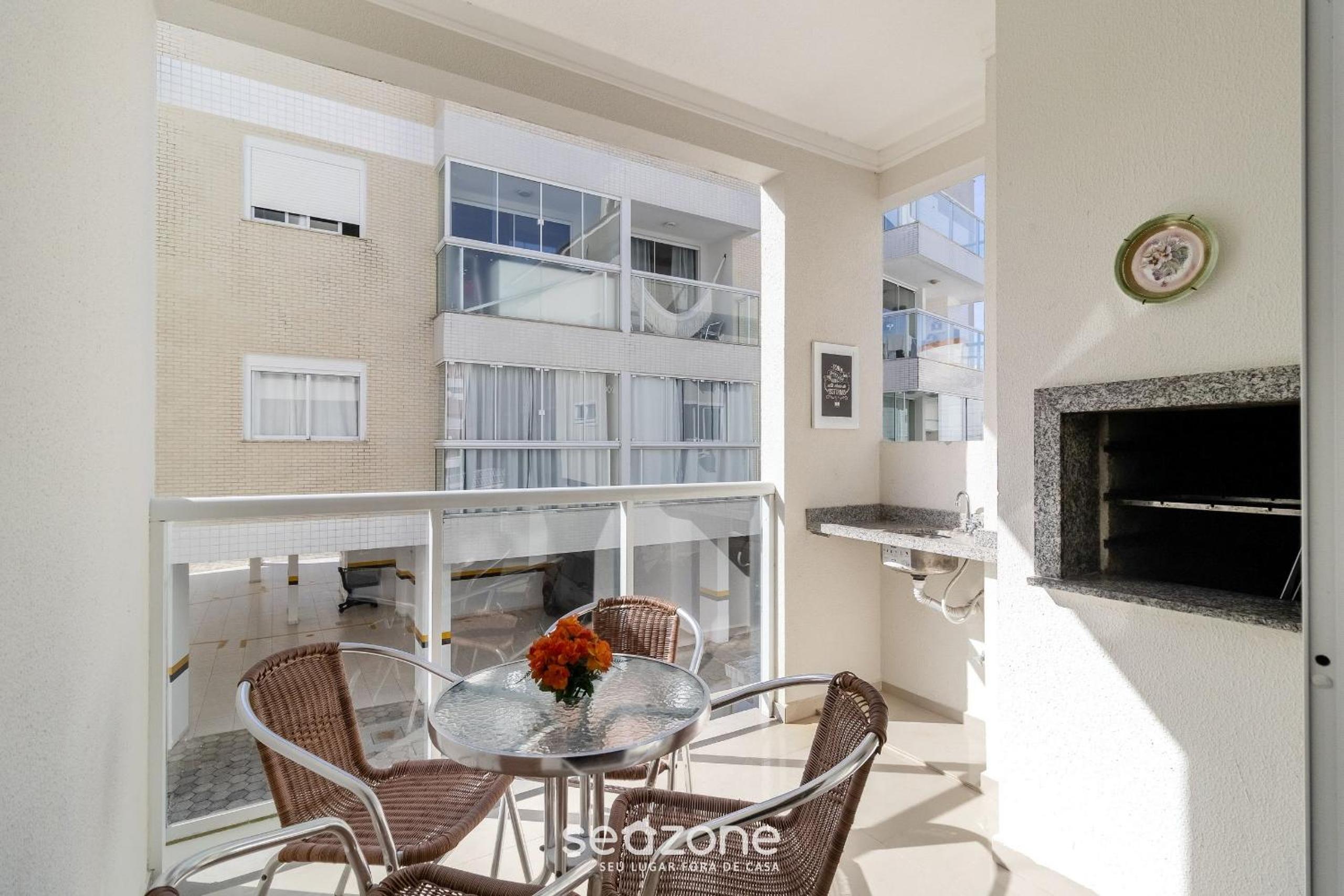 2 bedroooms Apt w/ BBQ 500m from the beach PTS0101