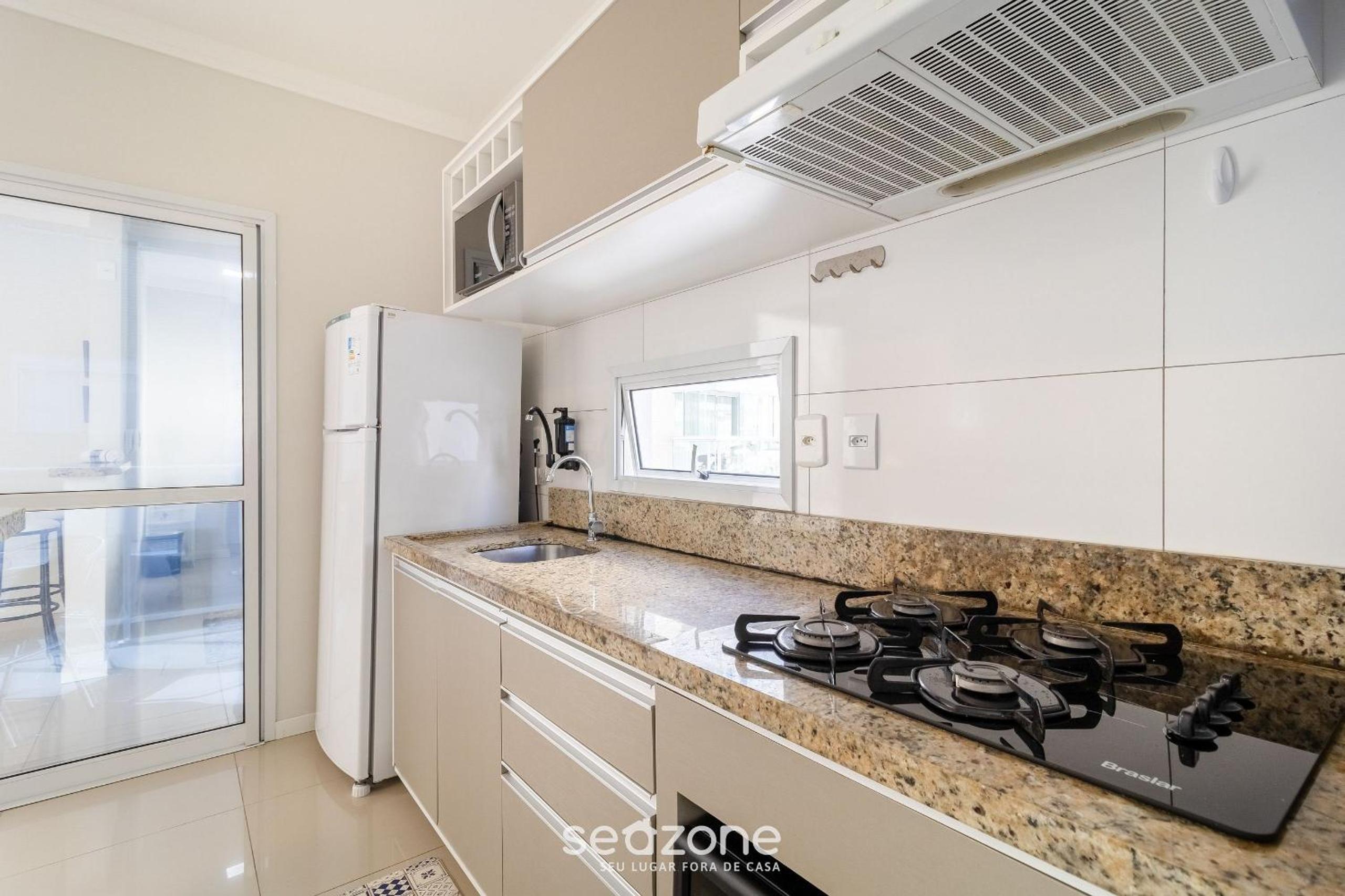 2 bedroooms Apt w/ BBQ 500m from the beach PTS0101