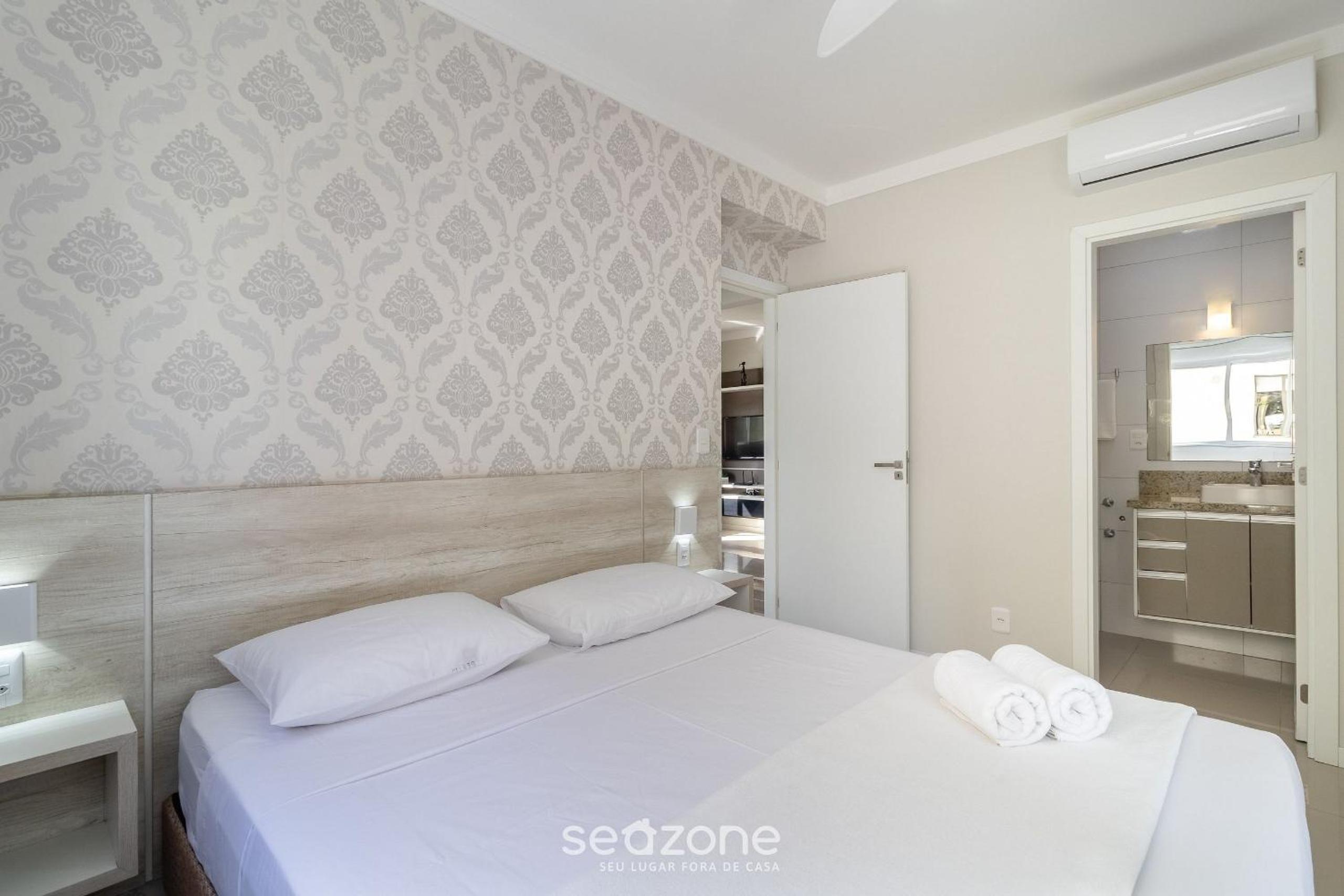 2 bedroooms Apt w/ BBQ 500m from the beach PTS0101