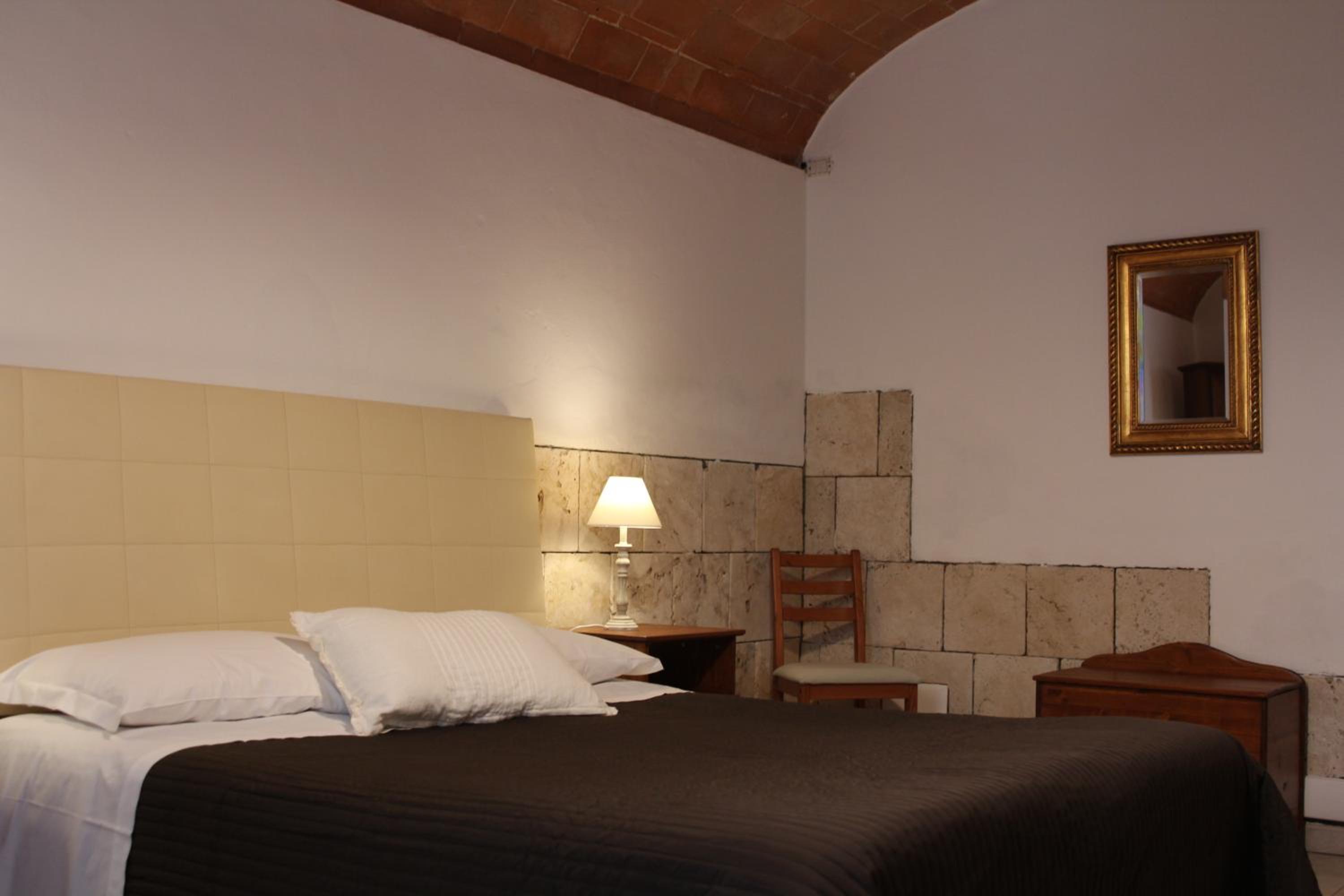 Bed & Tower view 4