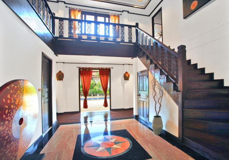 Paradise Island Estate