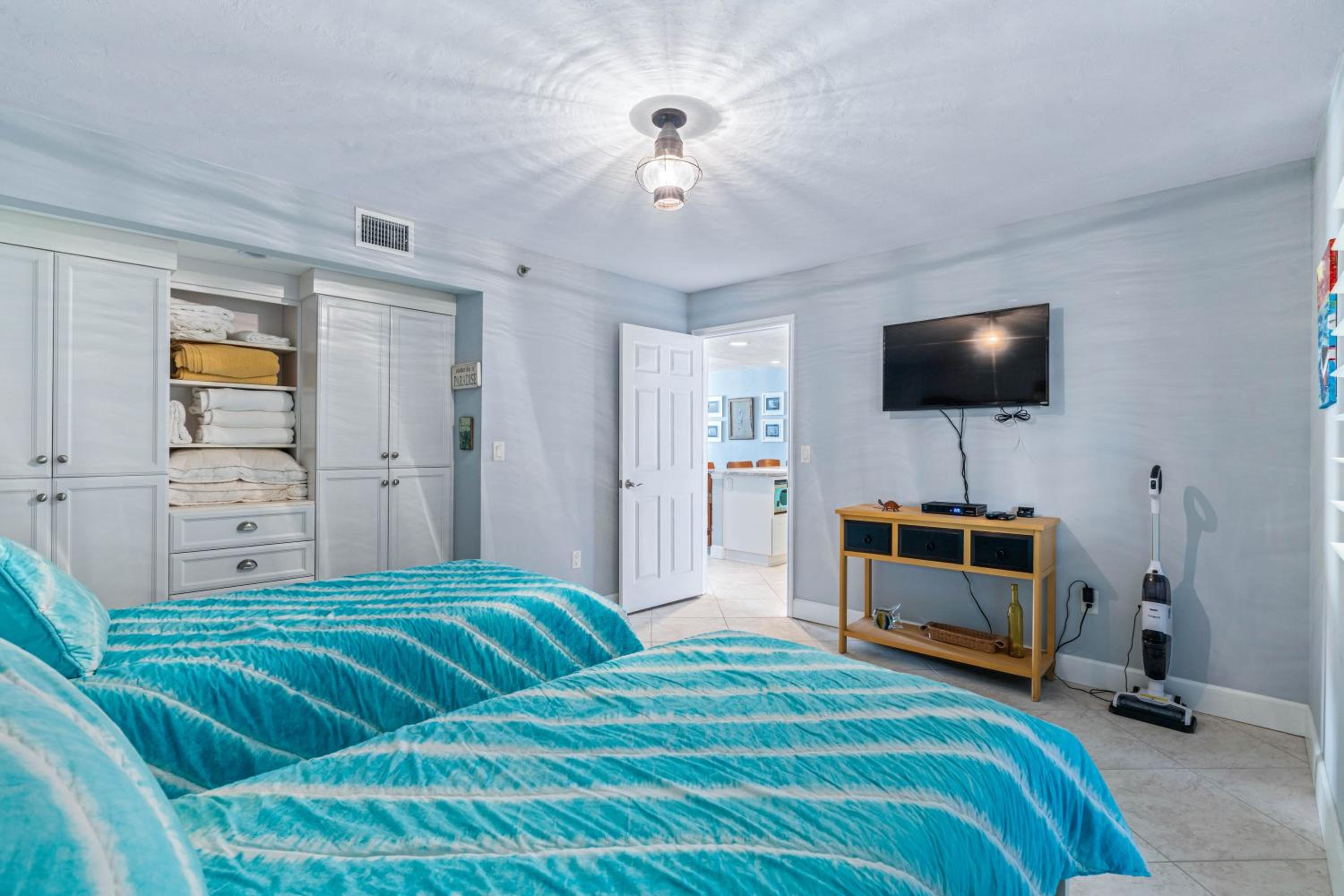 Seaside 2BR Condo in New Smyrna Beach, balcony