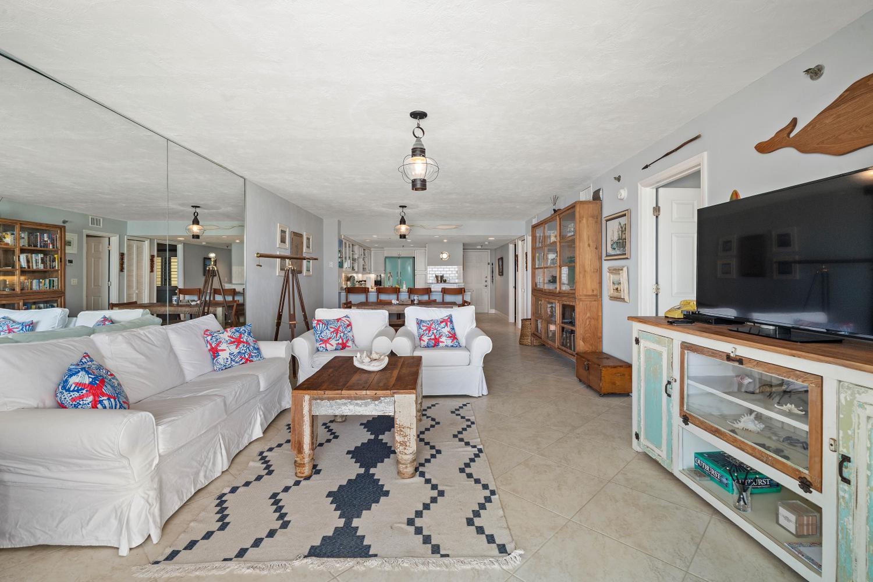 Seaside 2BR Condo in New Smyrna Beach, balcony