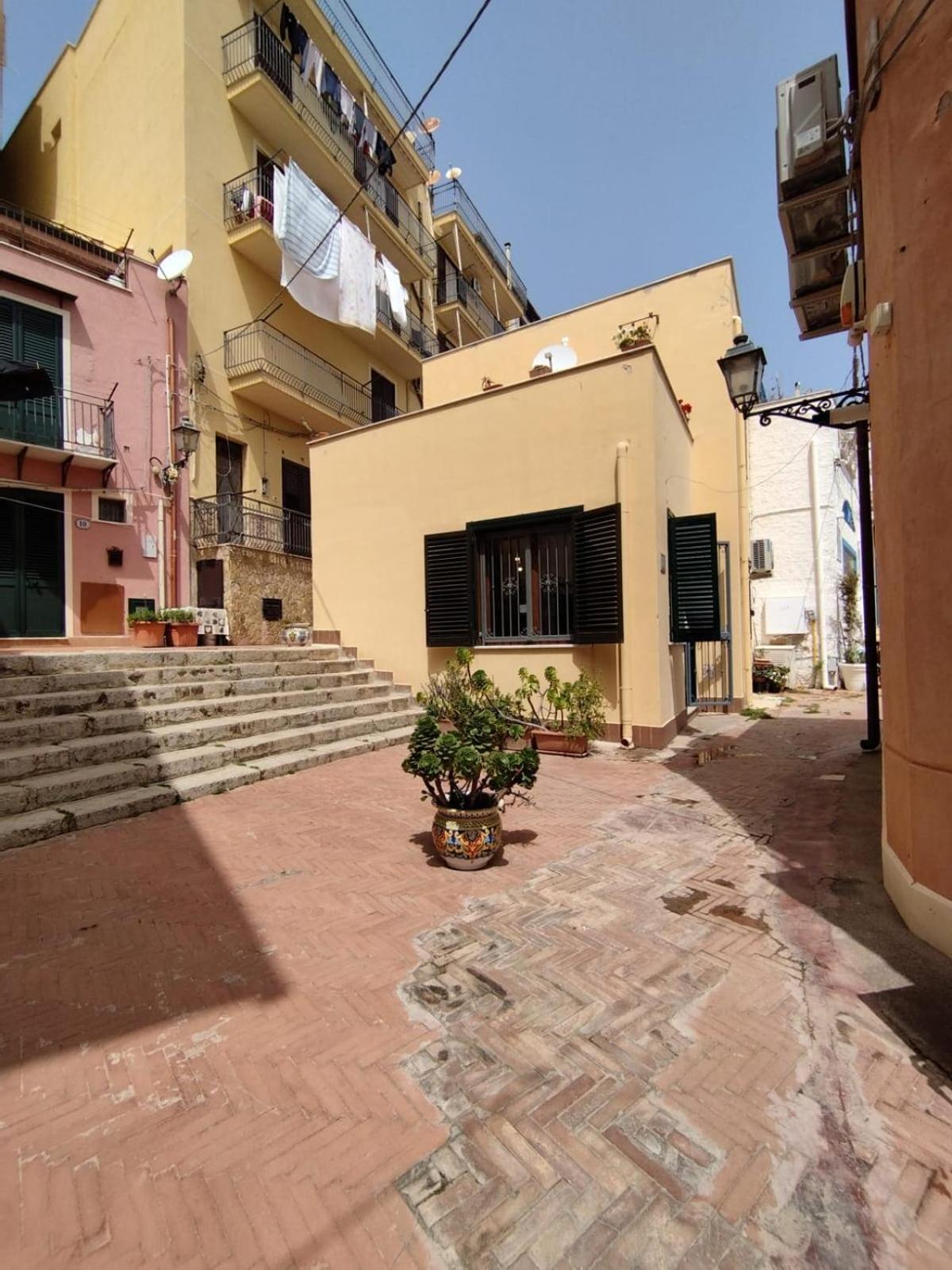 Casa Maria Elena