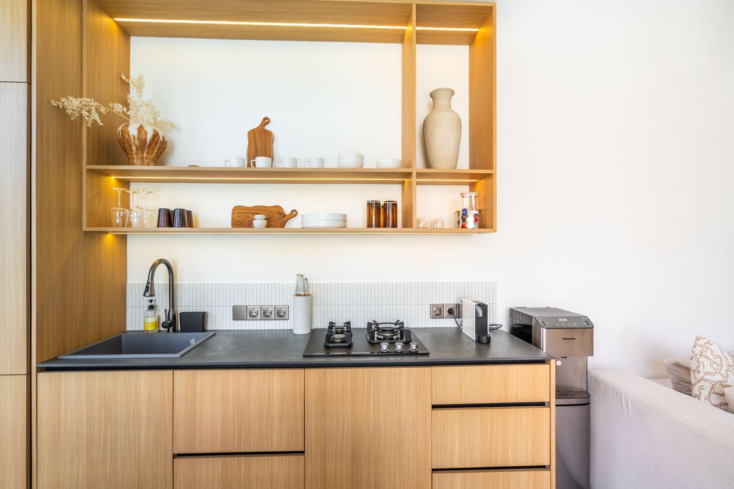Casa de Stella - New 2BR Luxury retreat Canggu
