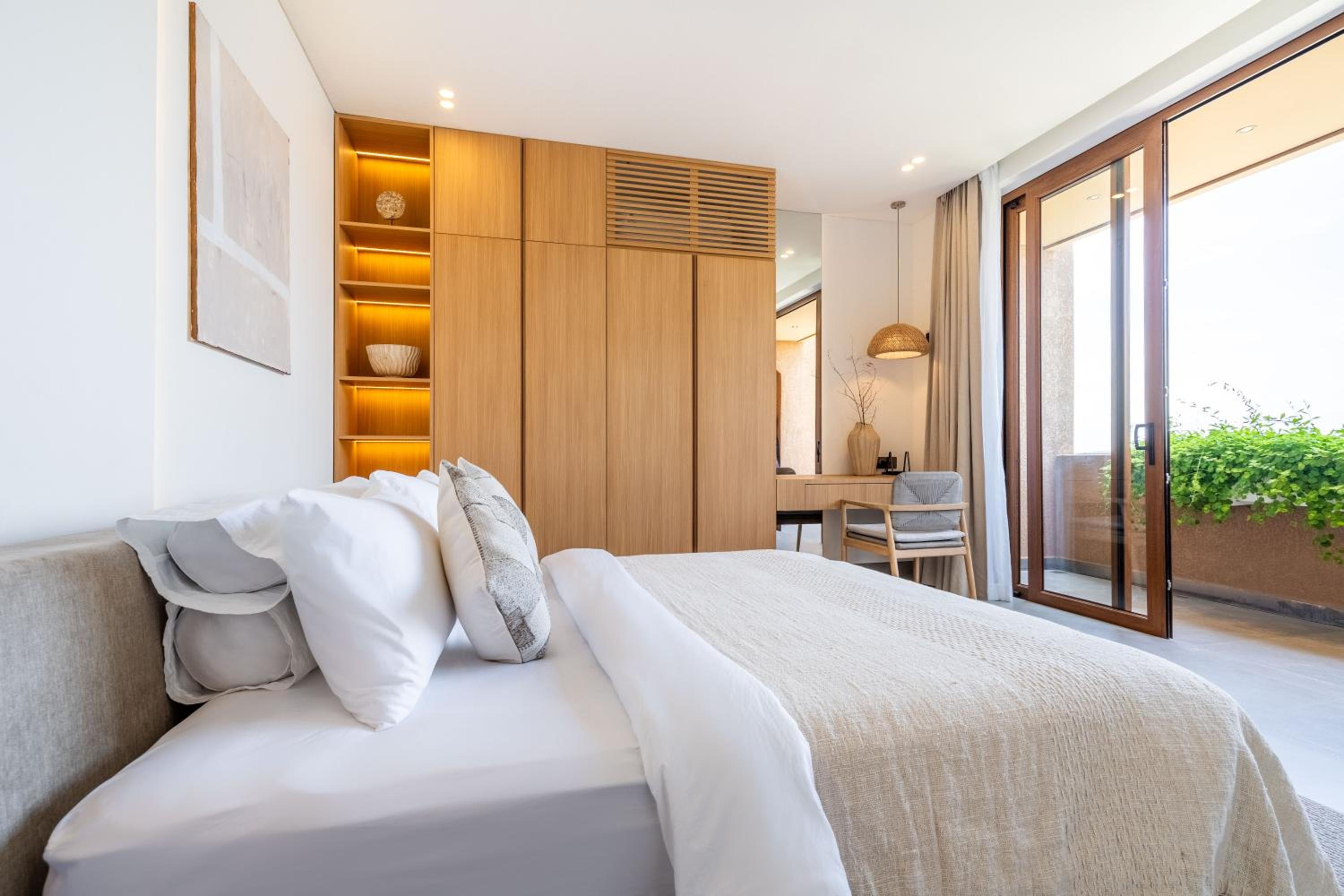 Casa de Stella - New 2BR Luxury retreat Canggu