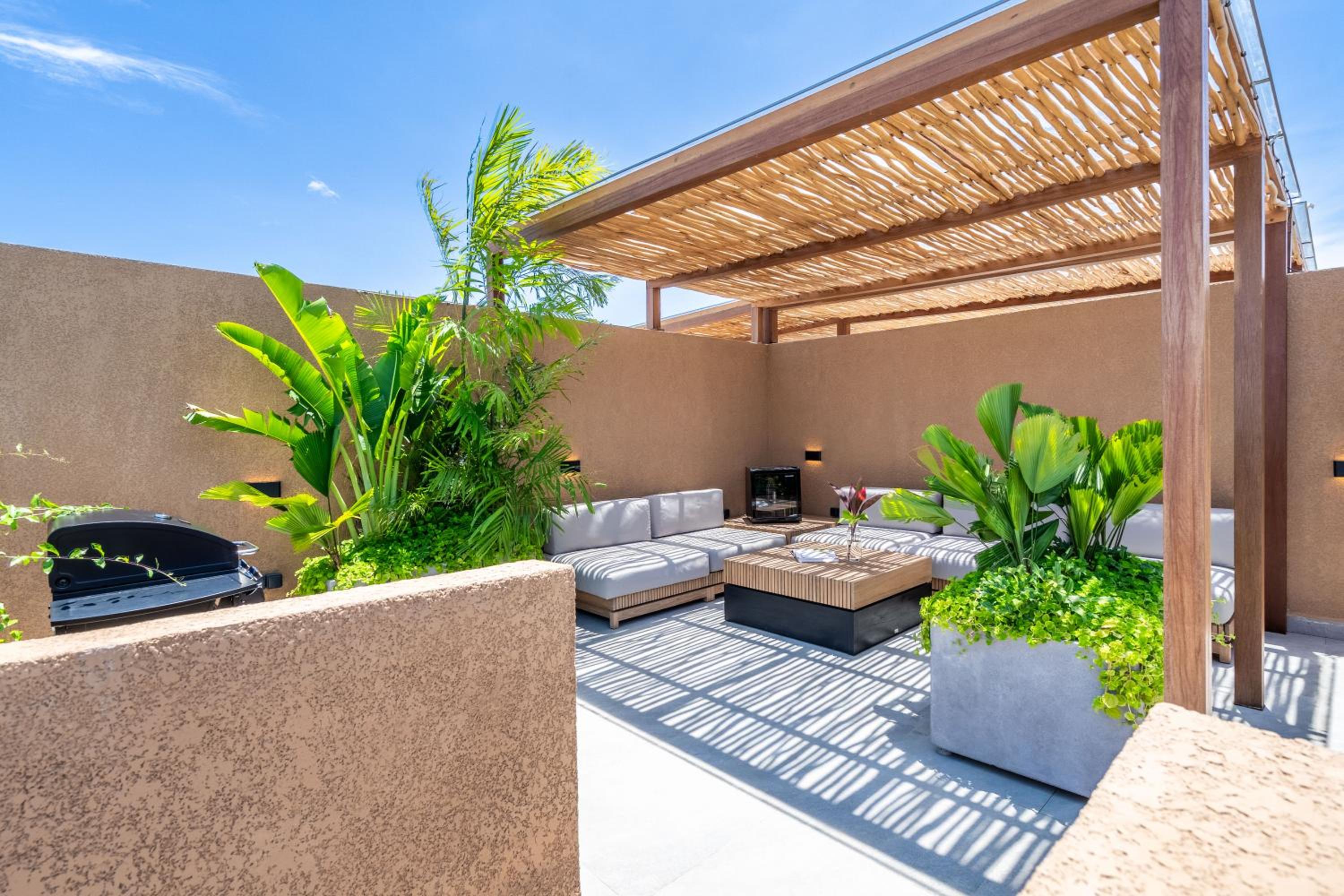 Casa de Stella - New 2BR Luxury retreat Canggu