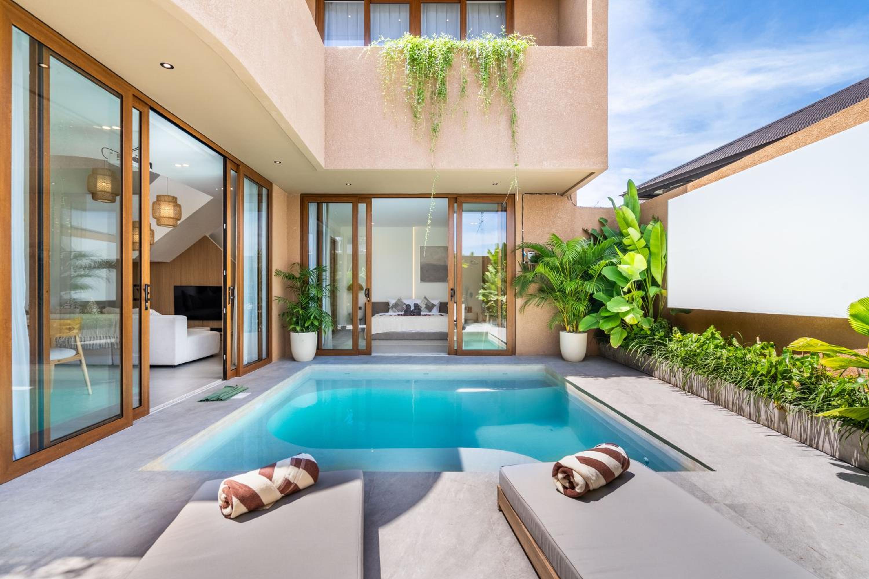 Casa de Stella - New 2BR Luxury retreat Canggu