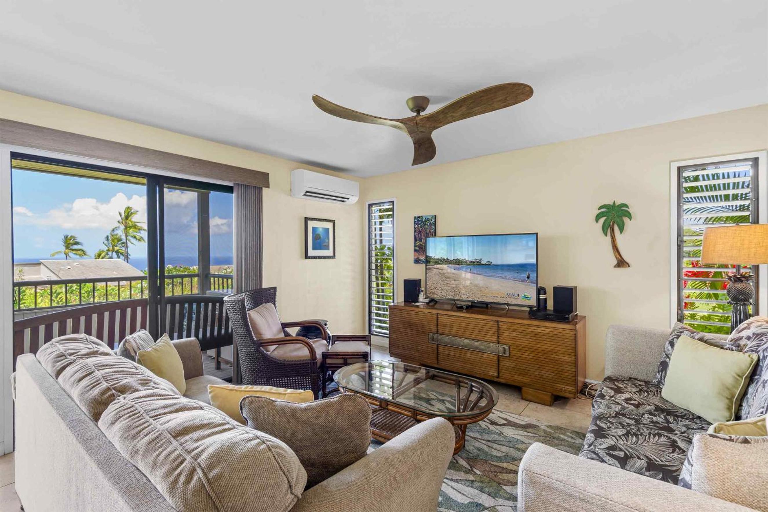 Wailea Ekolu 403, Prime Location, Stunning Ocean Views, Spacious Lanai, Split AC