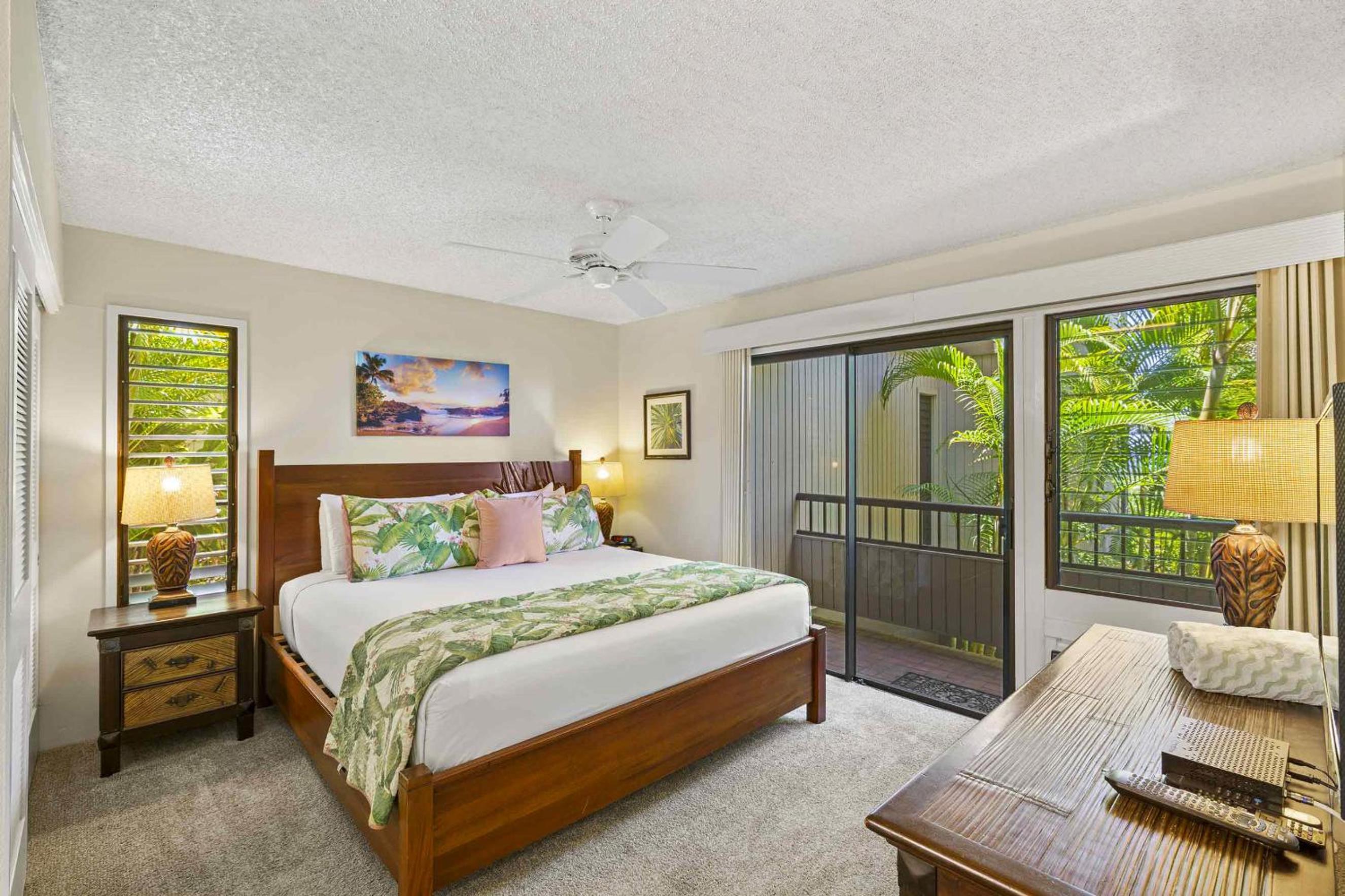 Wailea Ekolu 403, Prime Location, Stunning Ocean Views, Spacious Lanai, Split AC