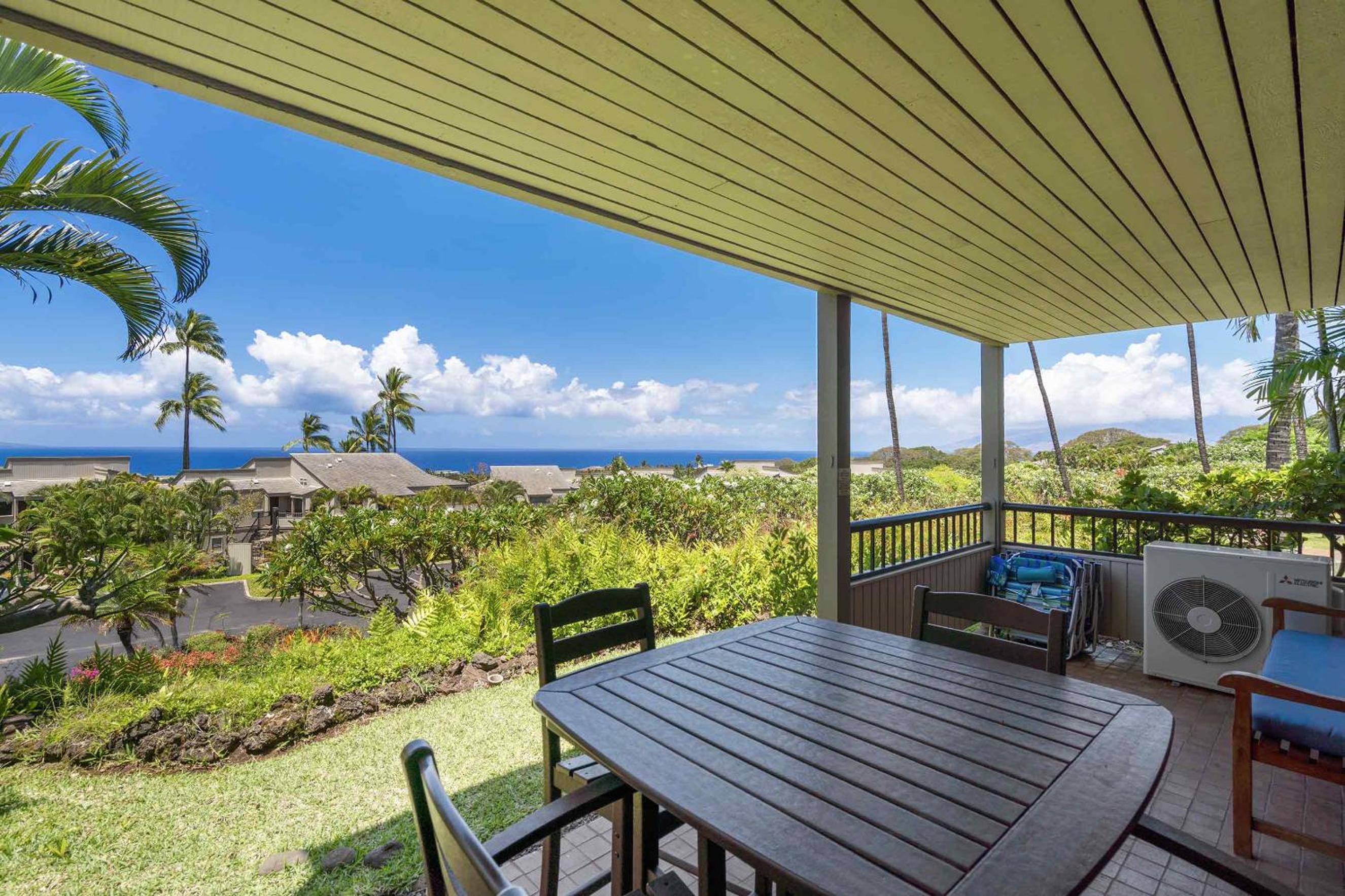 Wailea Ekolu 403, Prime Location, Stunning Ocean Views, Spacious Lanai, Split AC