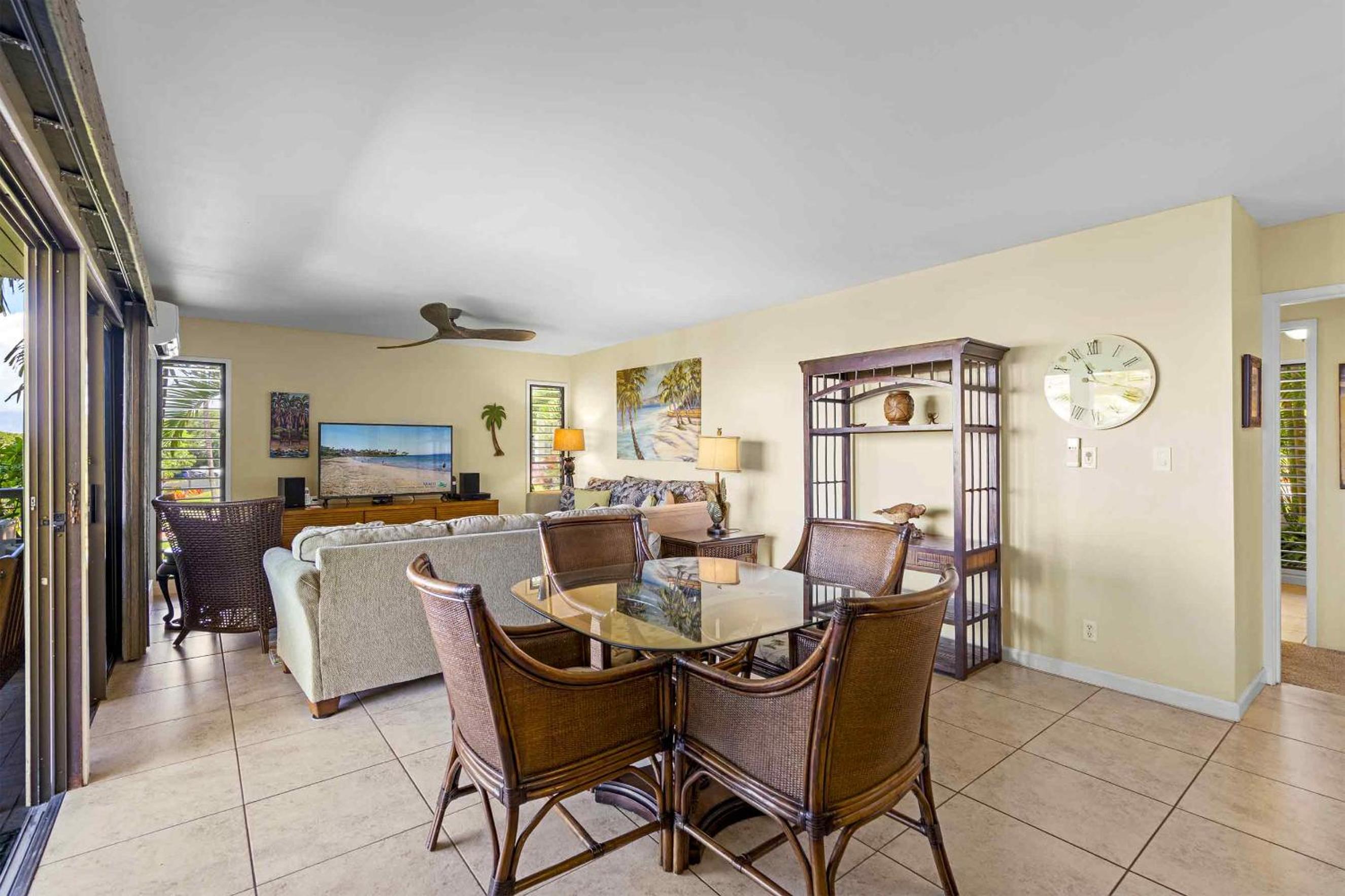 Wailea Ekolu 403, Prime Location, Stunning Ocean Views, Spacious Lanai, Split AC