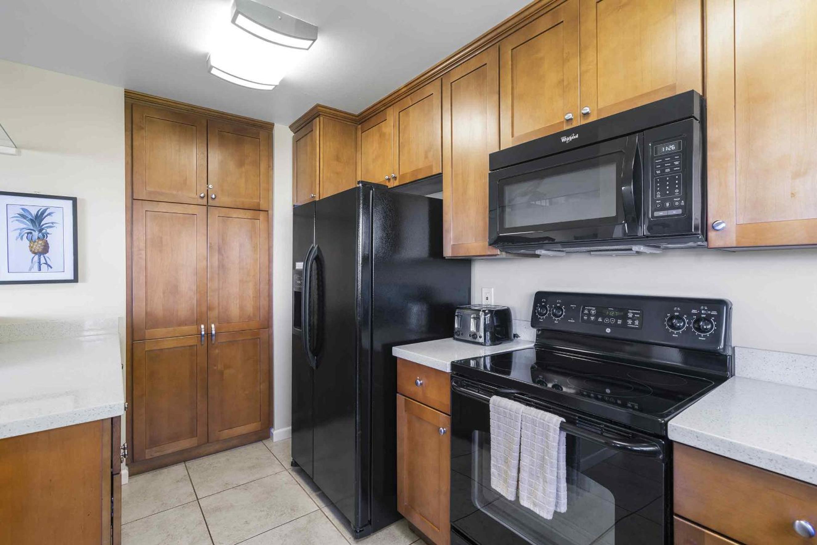 Wailea Ekolu 403, Prime Location, Stunning Ocean Views, Spacious Lanai, Split AC