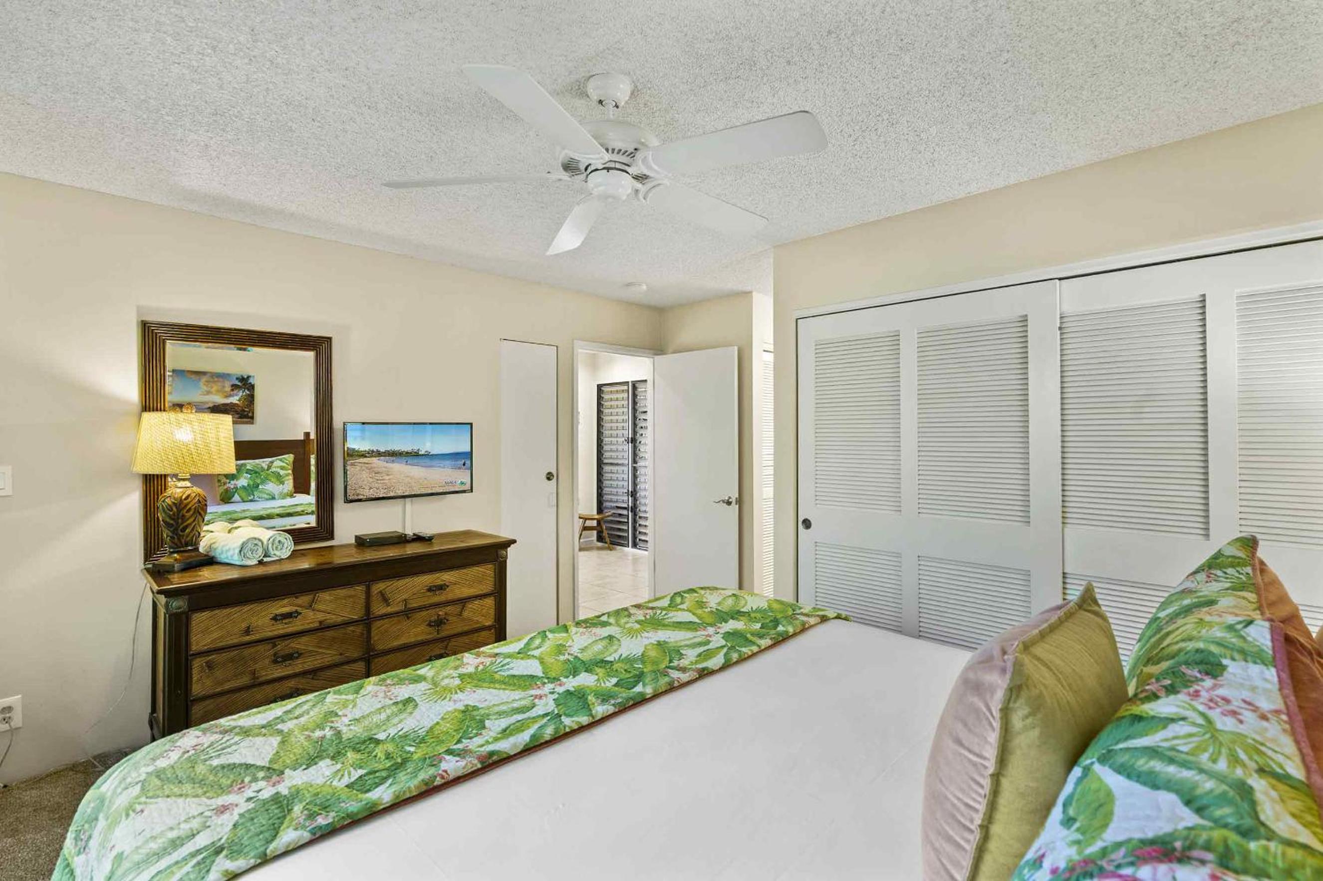 Wailea Ekolu 403, Prime Location, Stunning Ocean Views, Spacious Lanai, Split AC