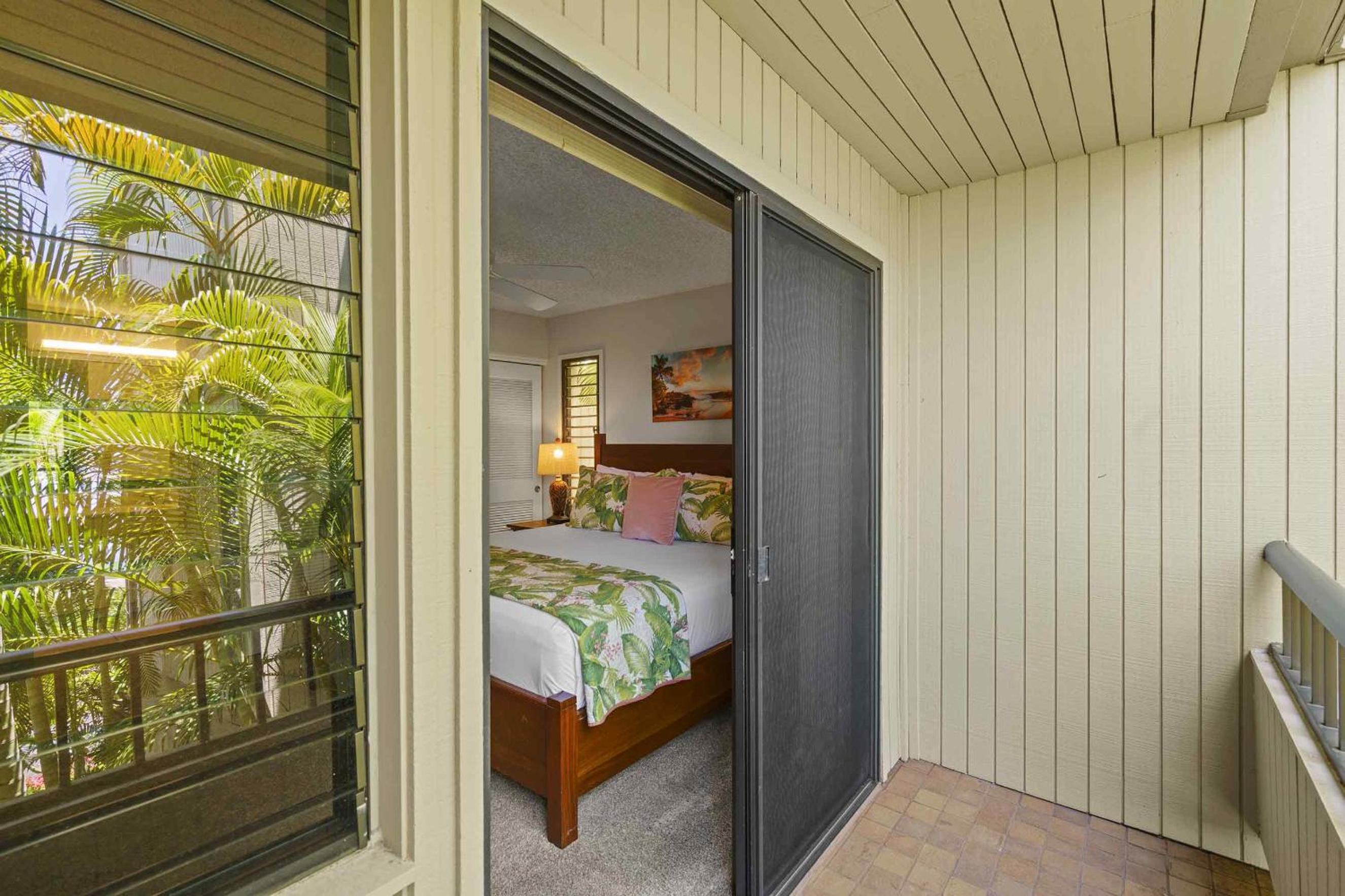 Wailea Ekolu 403, Prime Location, Stunning Ocean Views, Spacious Lanai, Split AC