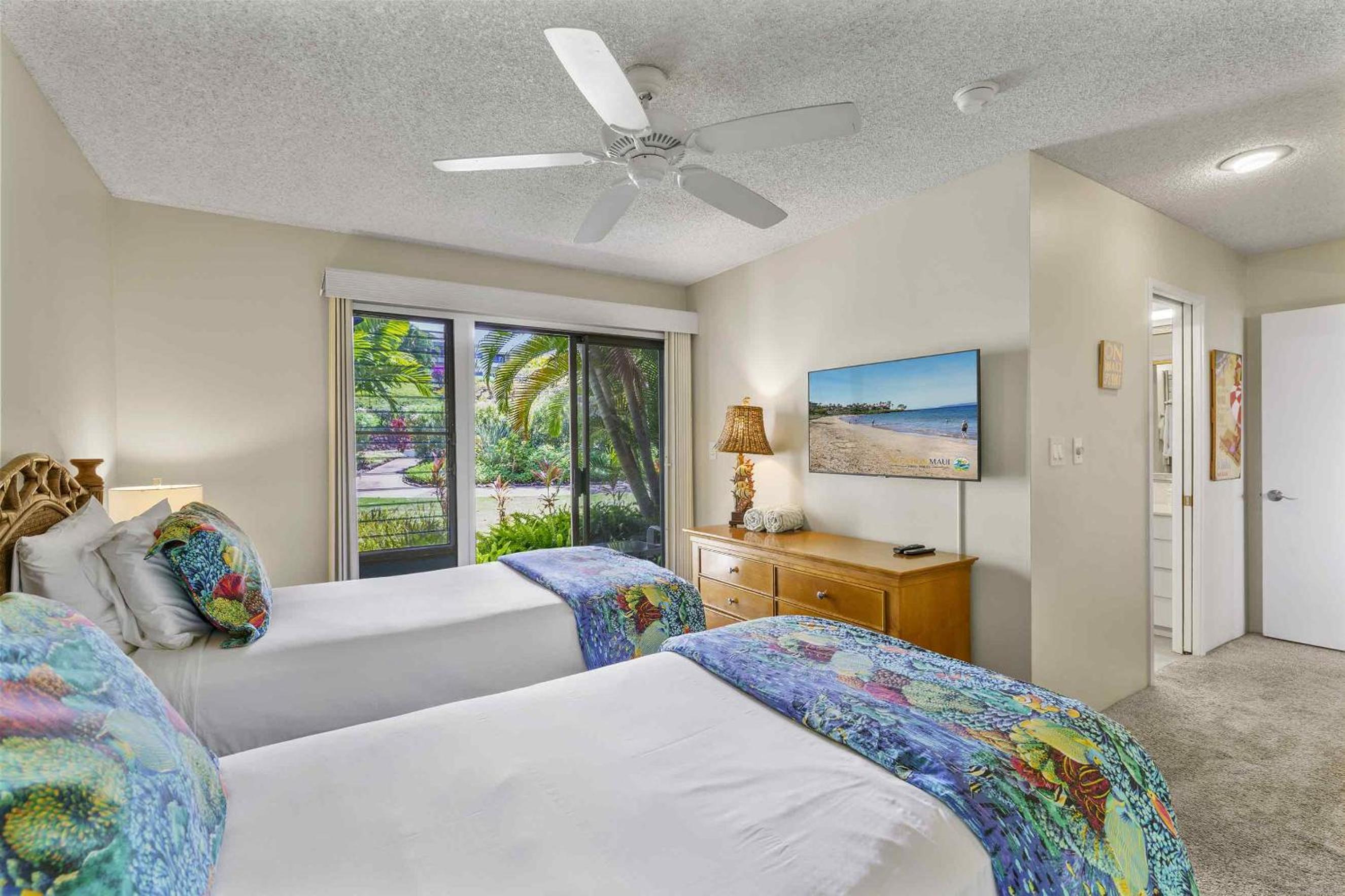 Wailea Ekolu 403, Prime Location, Stunning Ocean Views, Spacious Lanai, Split AC