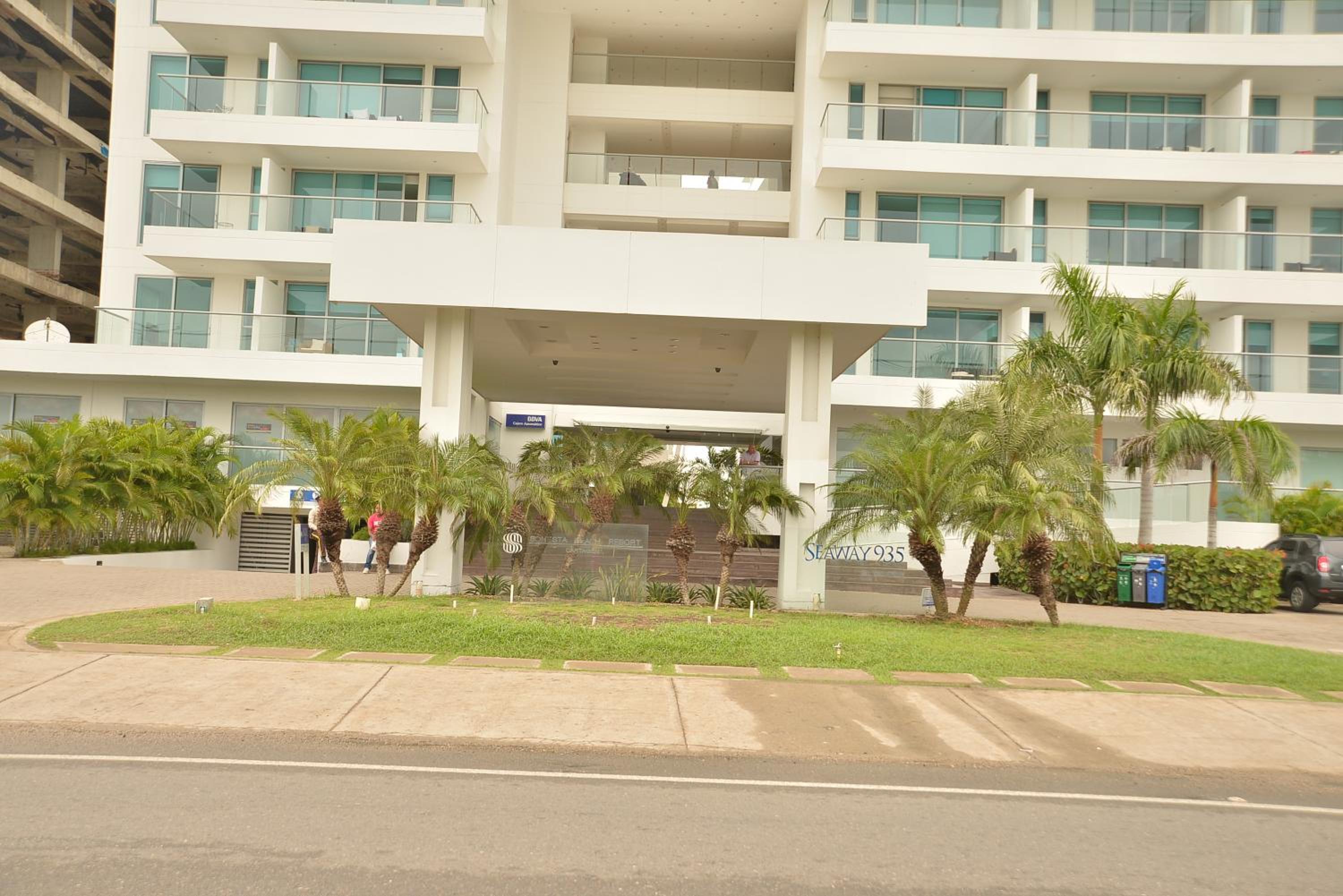 Moderno 3 Alcobas Frente a Playa view 4