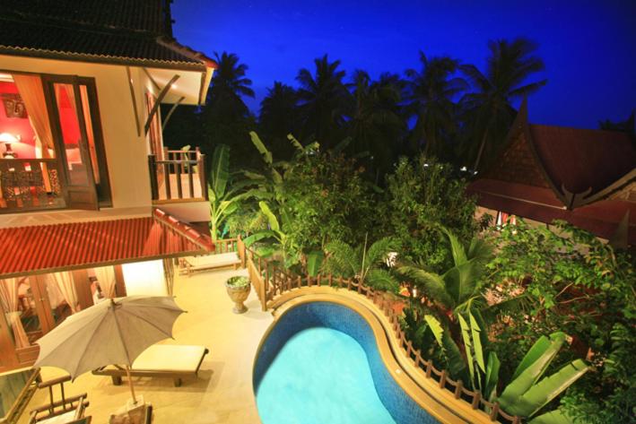 Paradise Island Estate