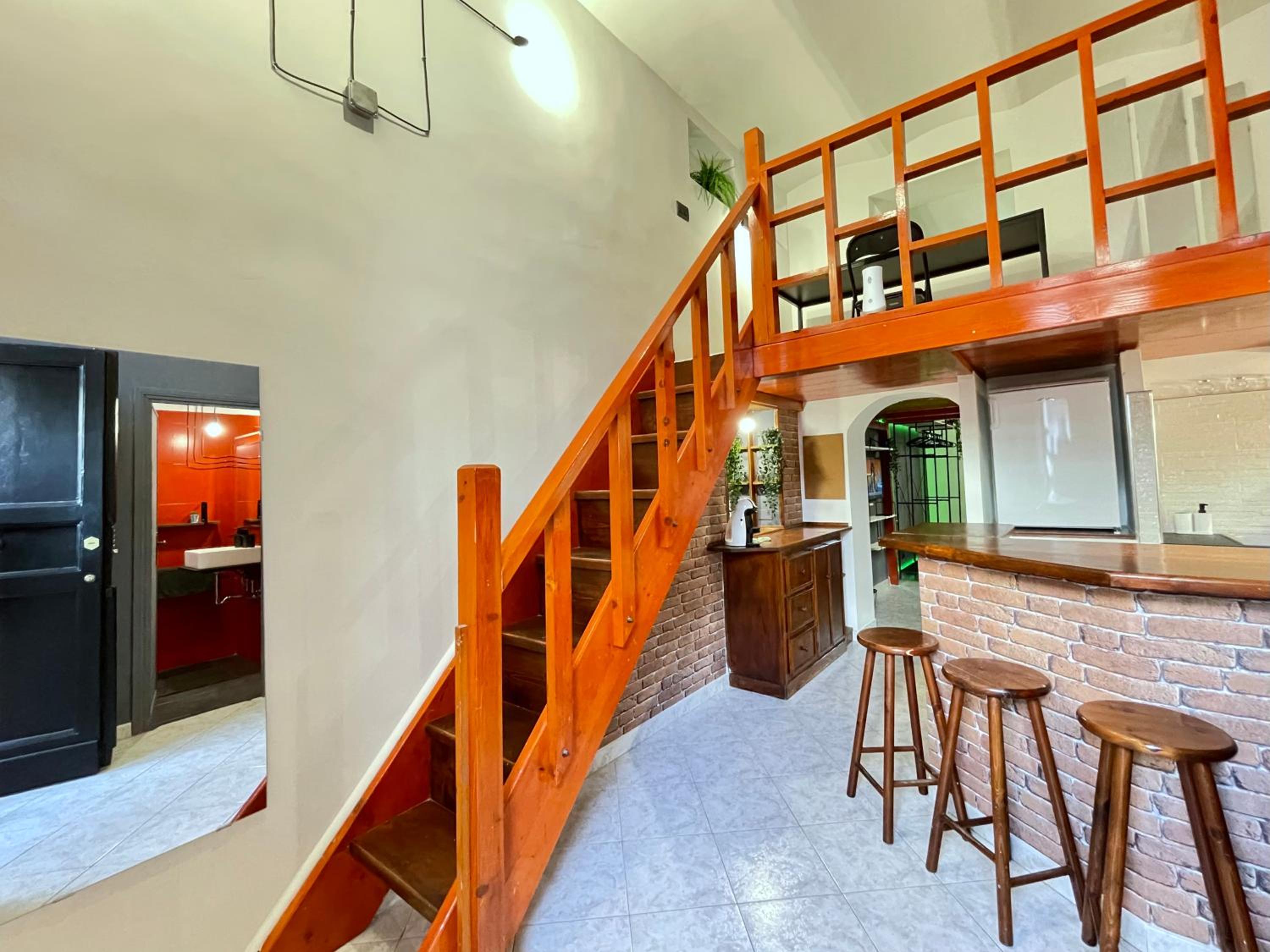 INDUSTRIAL HOUSE NETTUNO - al centro
