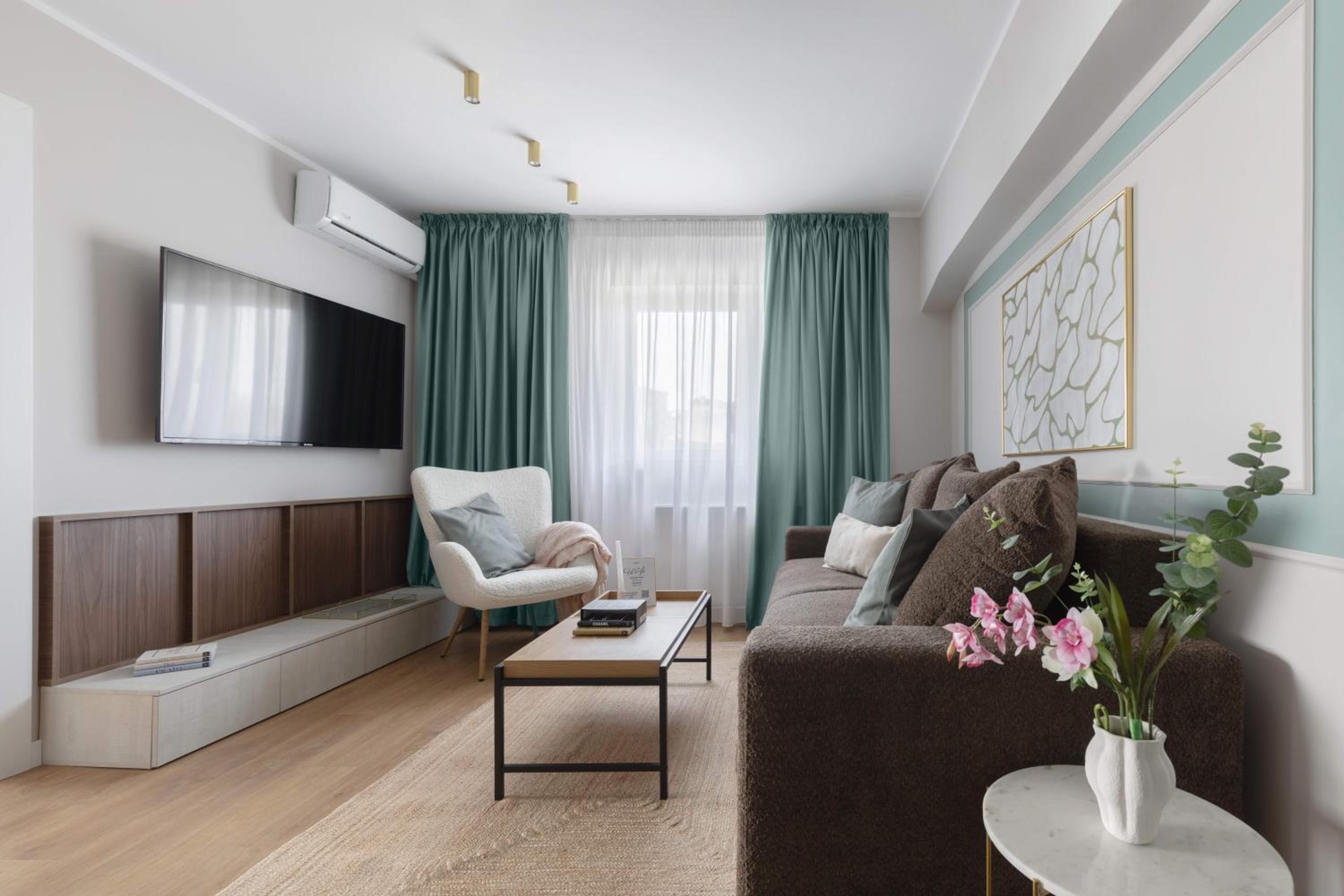 Sublime 1BR on the Park